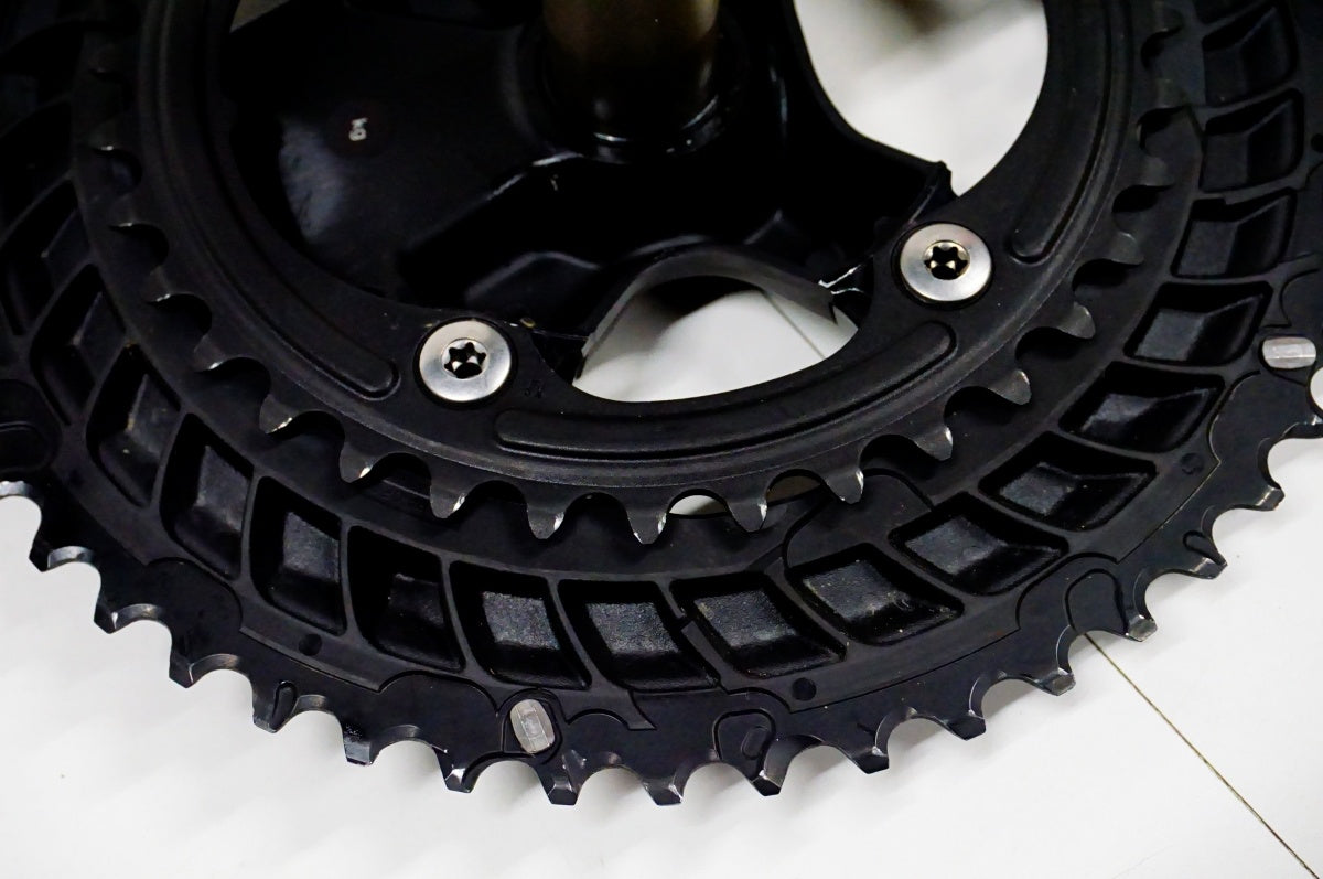 SHIMANO 「シマノ」 105 FC-R7100 52-36T 165mm クランク / 名古屋大須