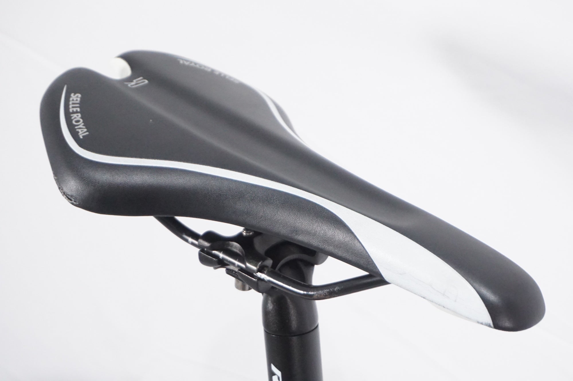 ARAYA 「アラヤ」 EXCELLA RACE 2015年モデル ロードバイク / AKIBA店