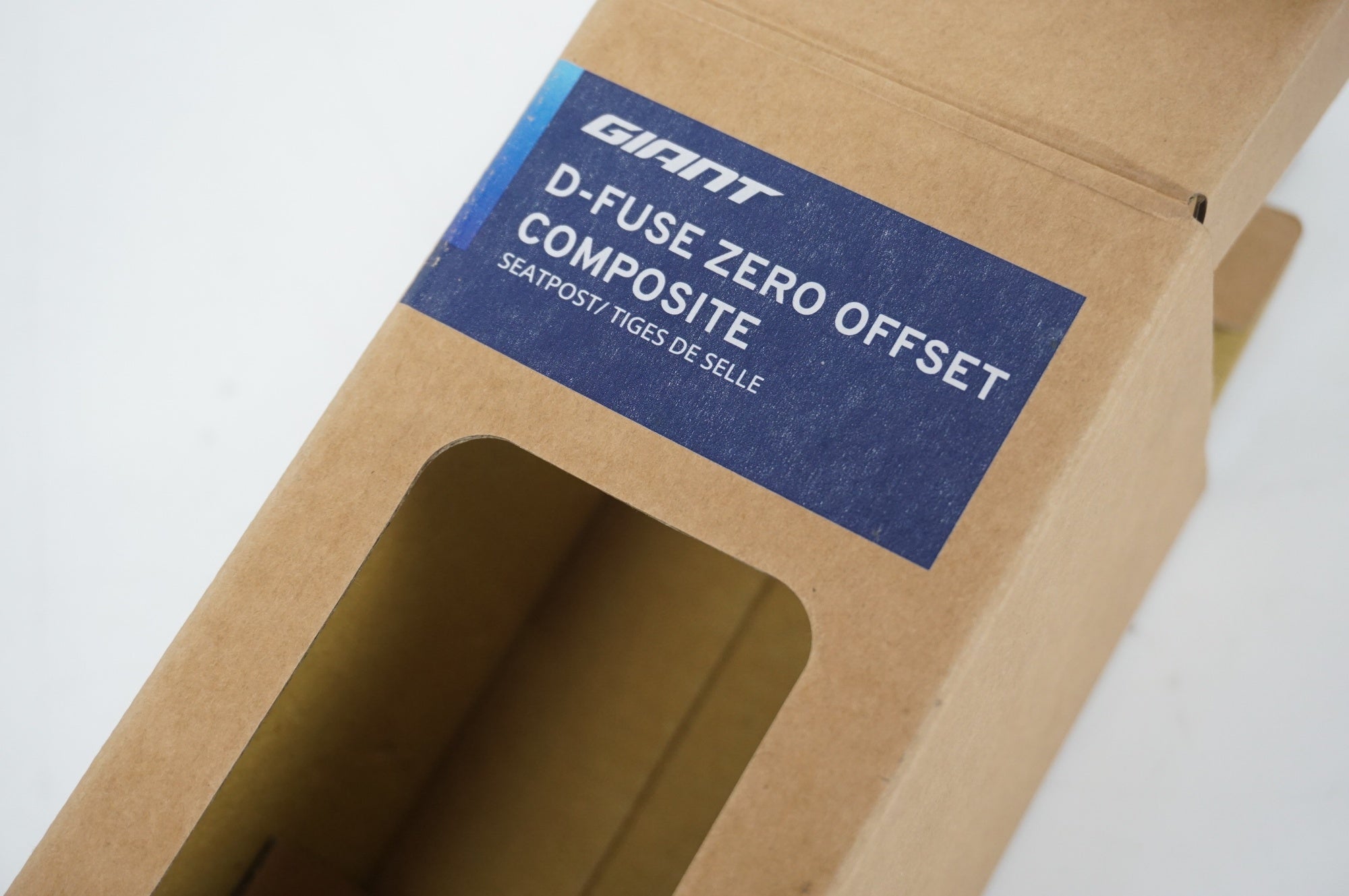 GIANT 「ジャイアント」 D-FUSE ZERO OFFSET COMPOSITE 380mm カーボンシートポスト / 大宮店