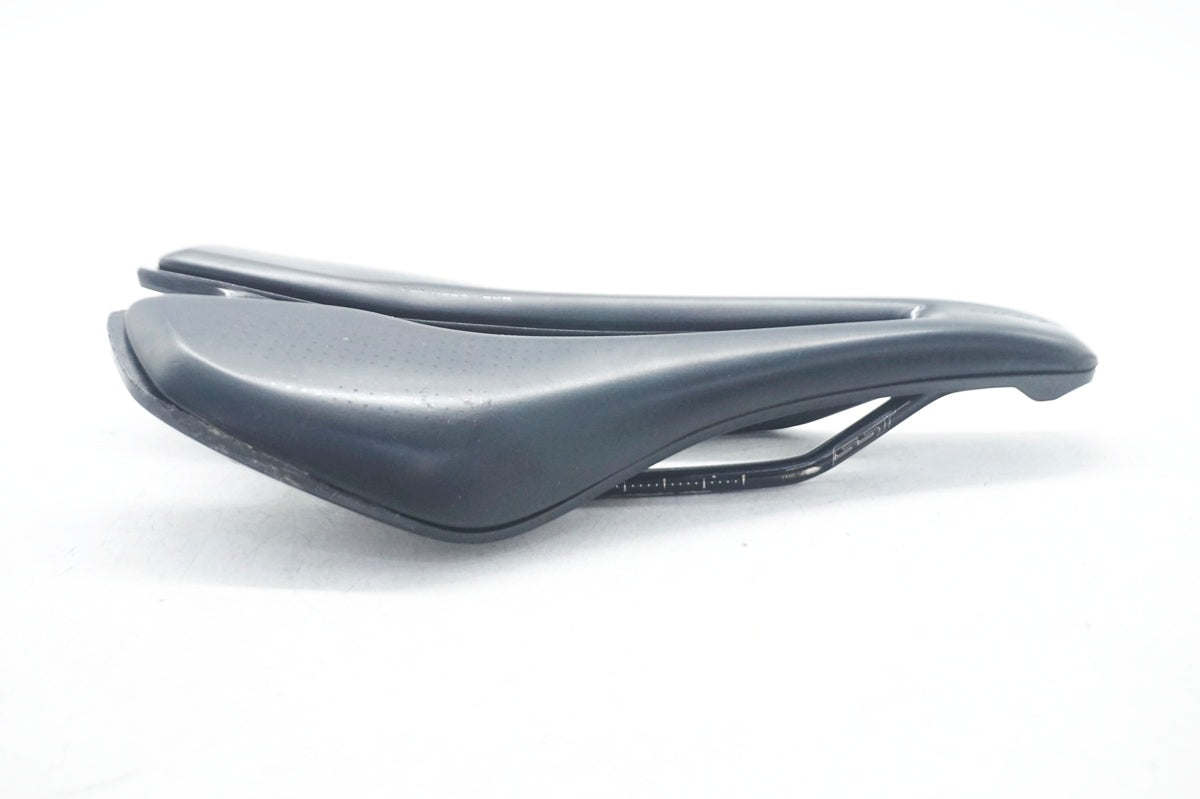 GIANT 「ジャイアント」 FLEET SL サドル / 大阪門真店