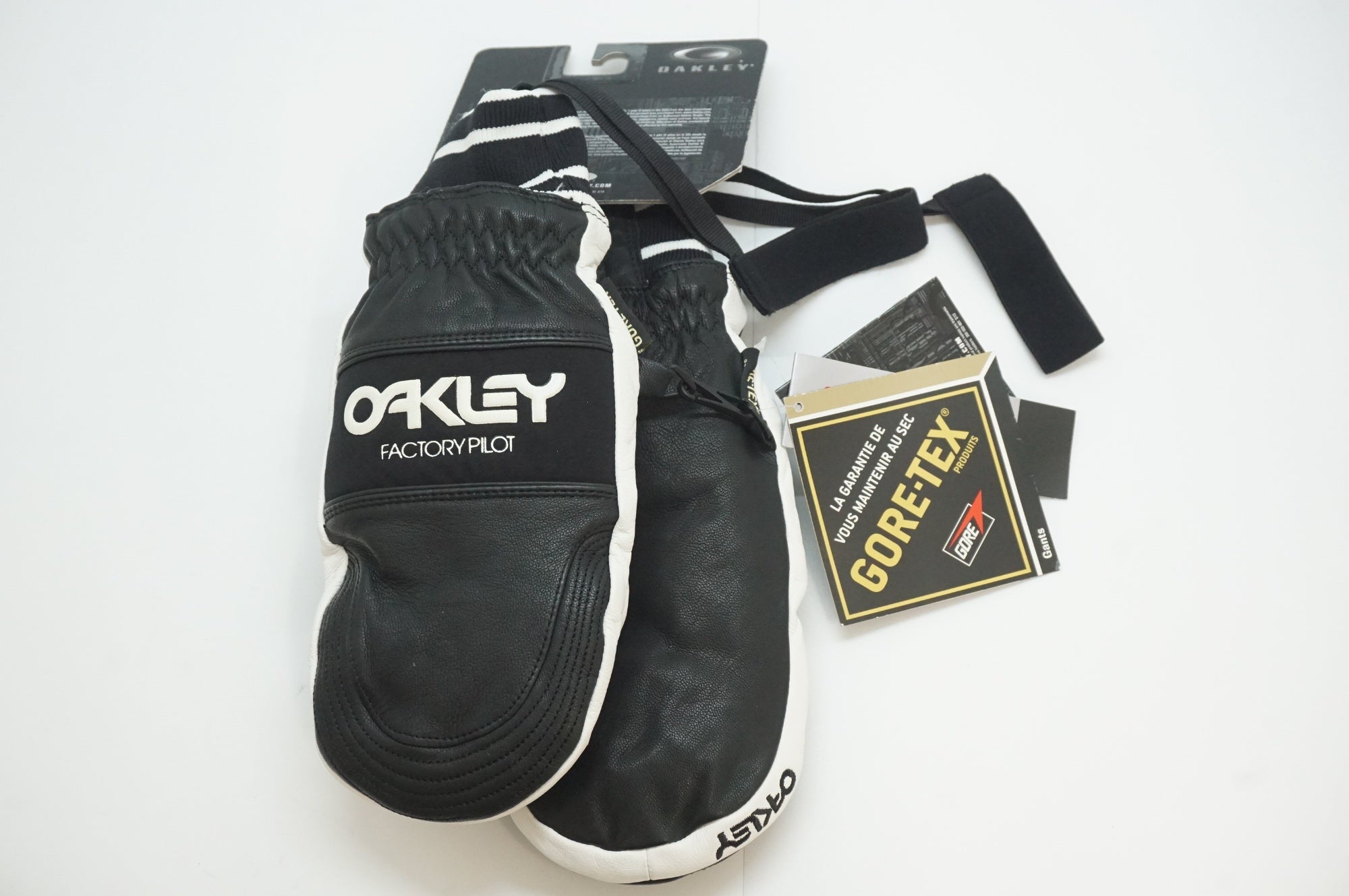 OAKLEY 「オークリー」 FACTORY WINTER MITT Mサイズ グローブ / 福岡アイランドシティ店