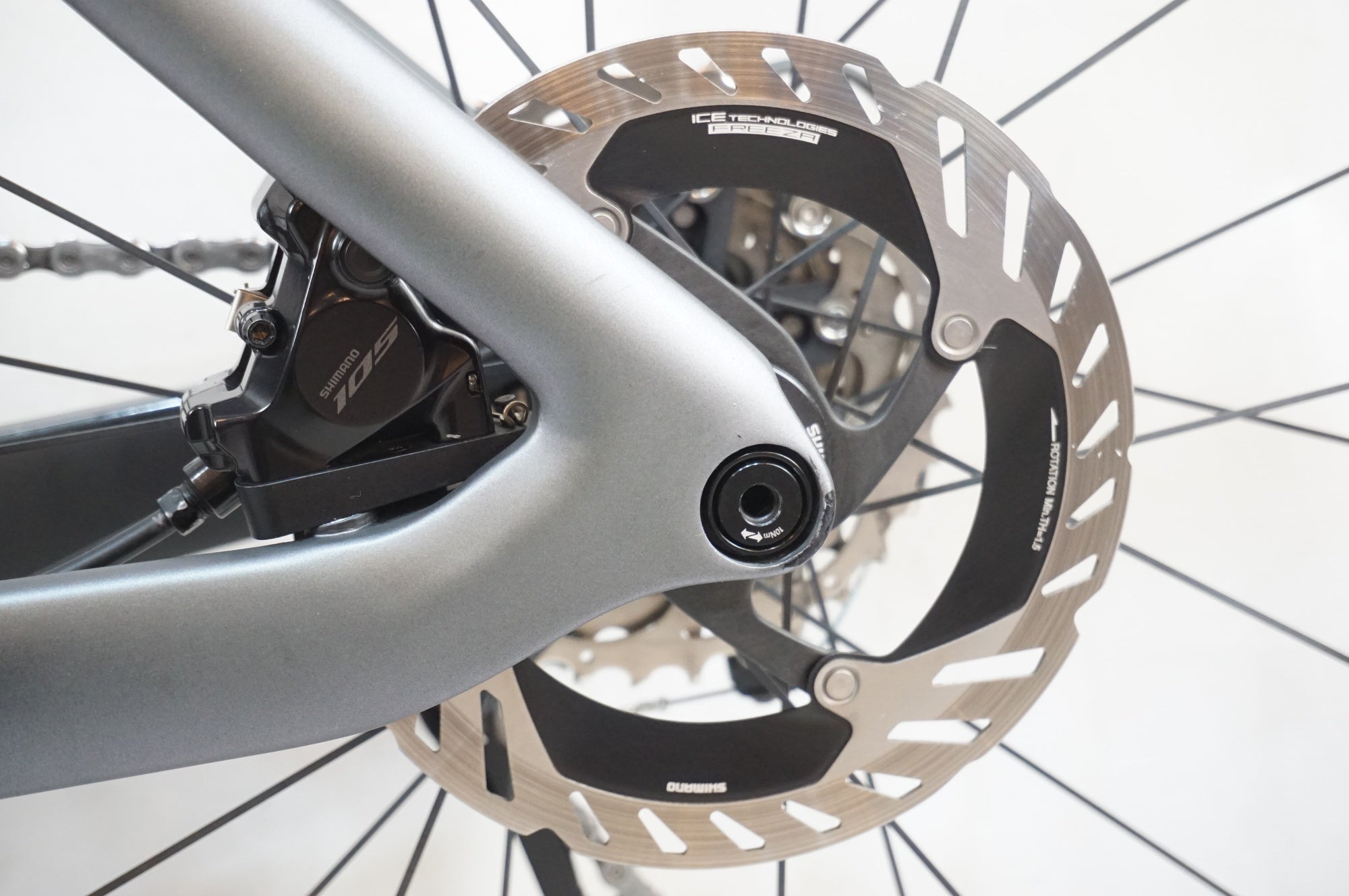 BIANCHI 「ビアンキ」 OLTRE RACE 2024年モデル カスタム ロードバイク / 浦和ベース