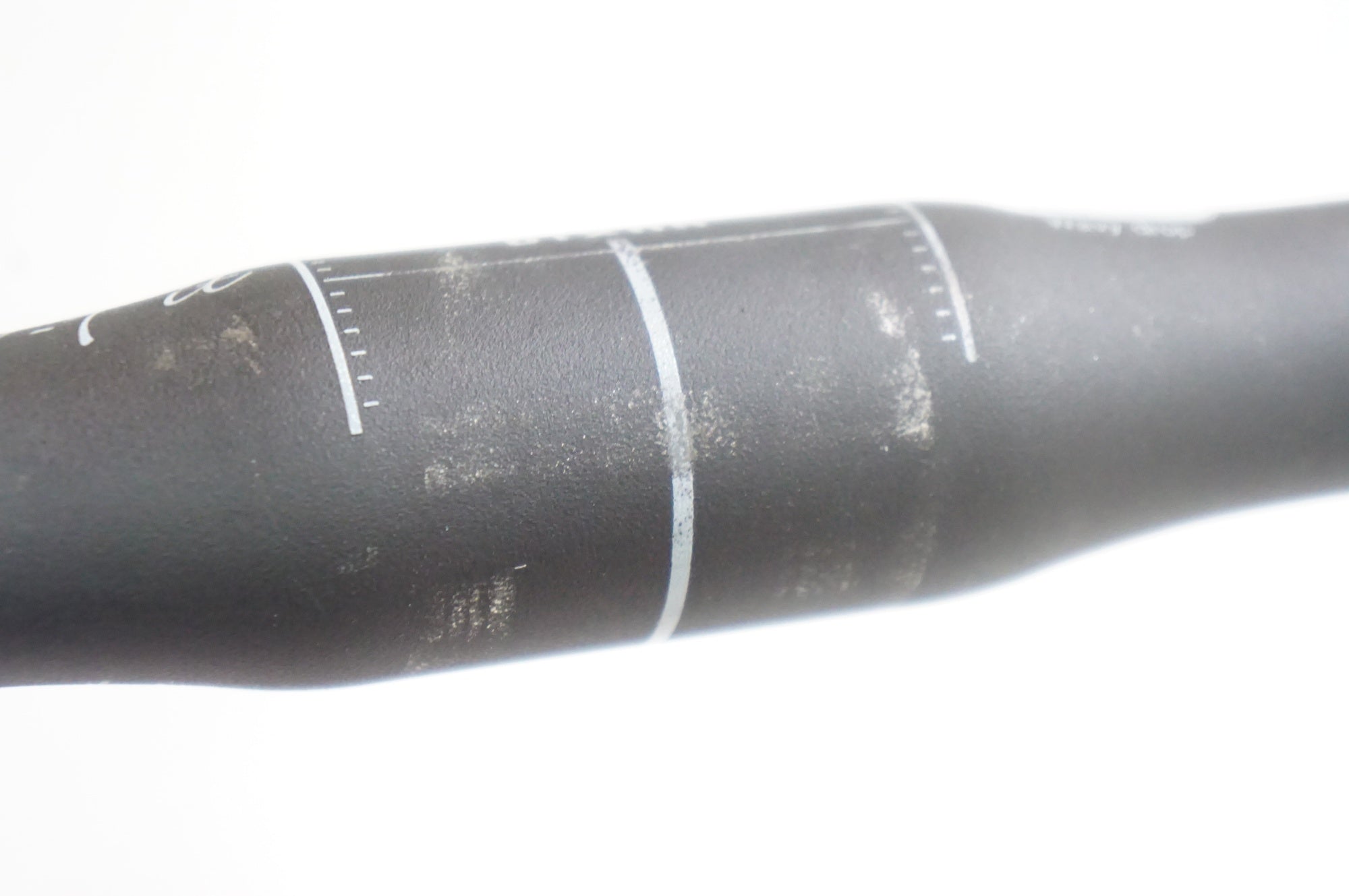 DIXNA 「ディズナ」 J-FIT ARC WAVY DROP φ31.8 400mm ハンドル / 熊谷本店