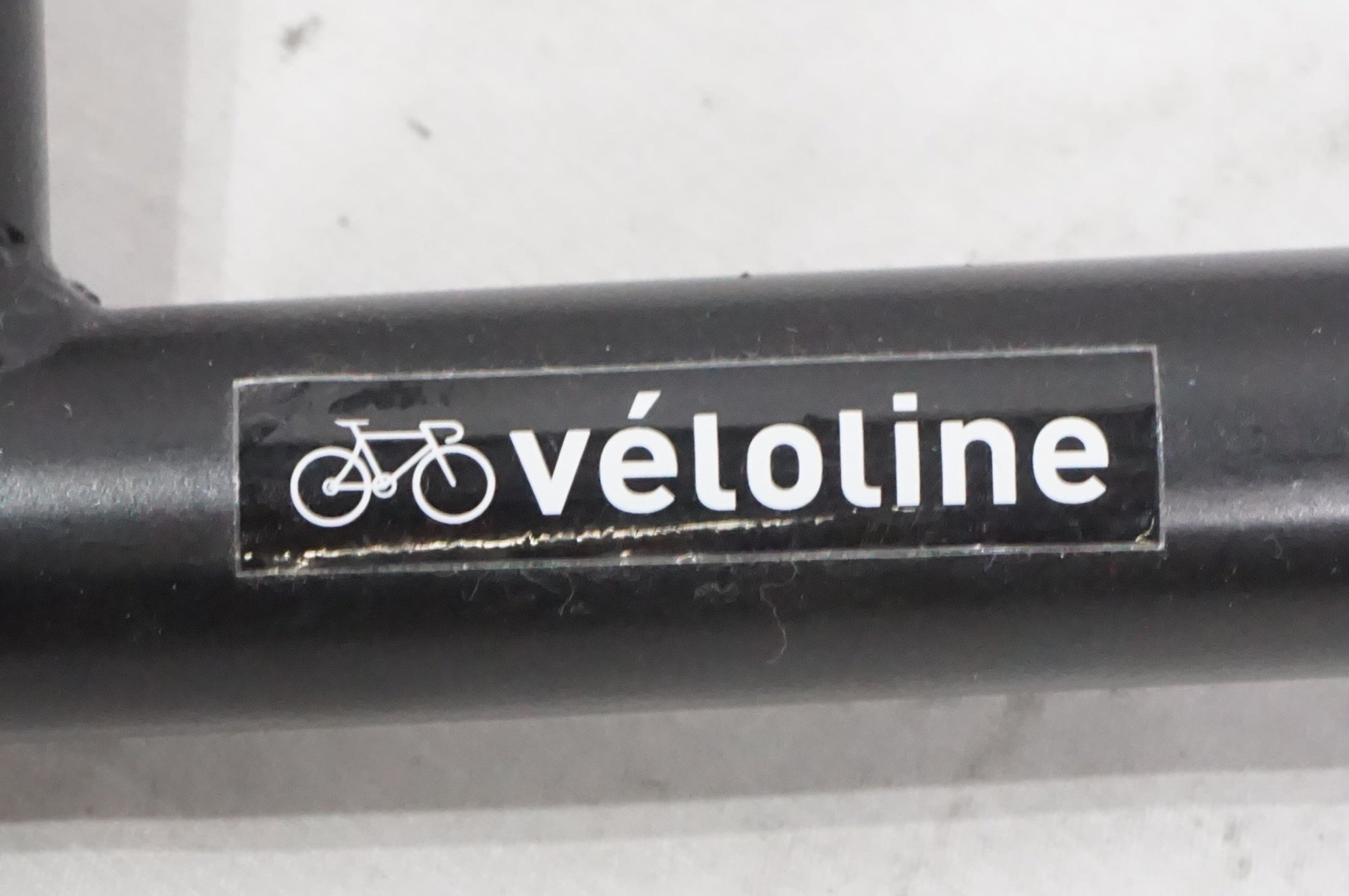 VELOLINE 「ベロライン」 ディスプレイスタンド / AKIBA店