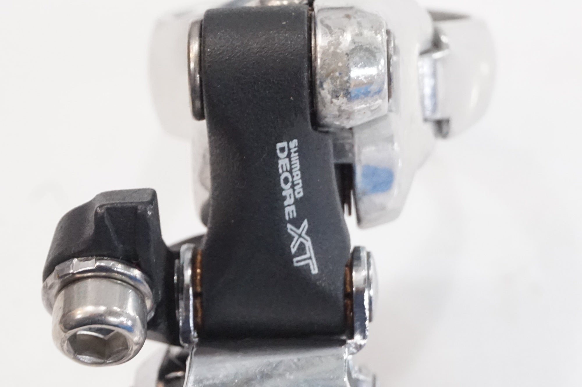 SHIMANO 「シマノ」 DEORE XT FD-M738 フロントディレイラー