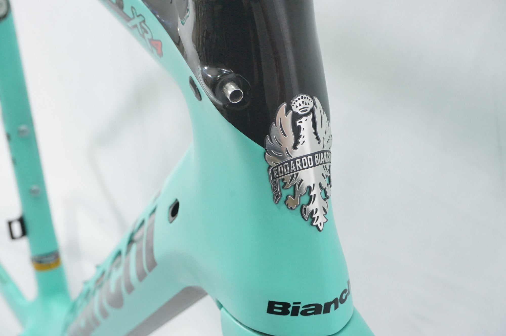 BIANCHI 「ビアンキ」 OLTRE XR4 2018年モデル フレームセット / AKIBA店