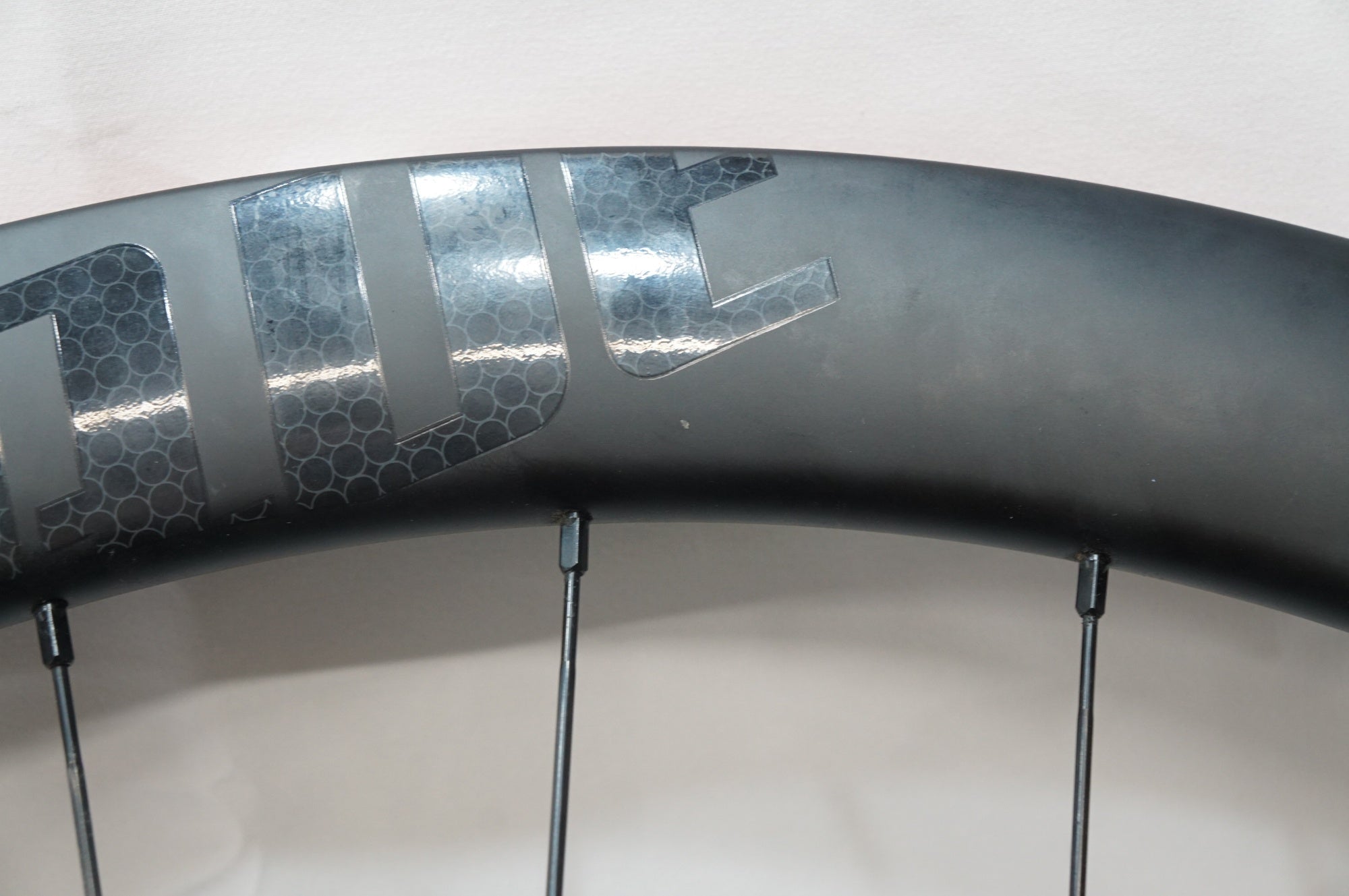 GUSTO 「グスト」 ATTAQUE CARBON DISC 50mm シマノ12速 ホイール