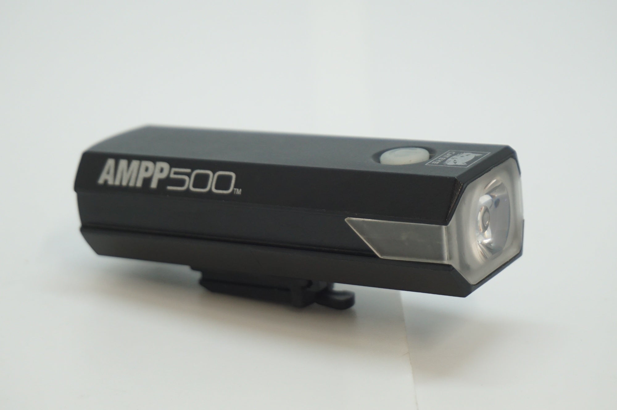 CATEYE 「キャットアイ」 AMMP500 フロントライト / 福岡店