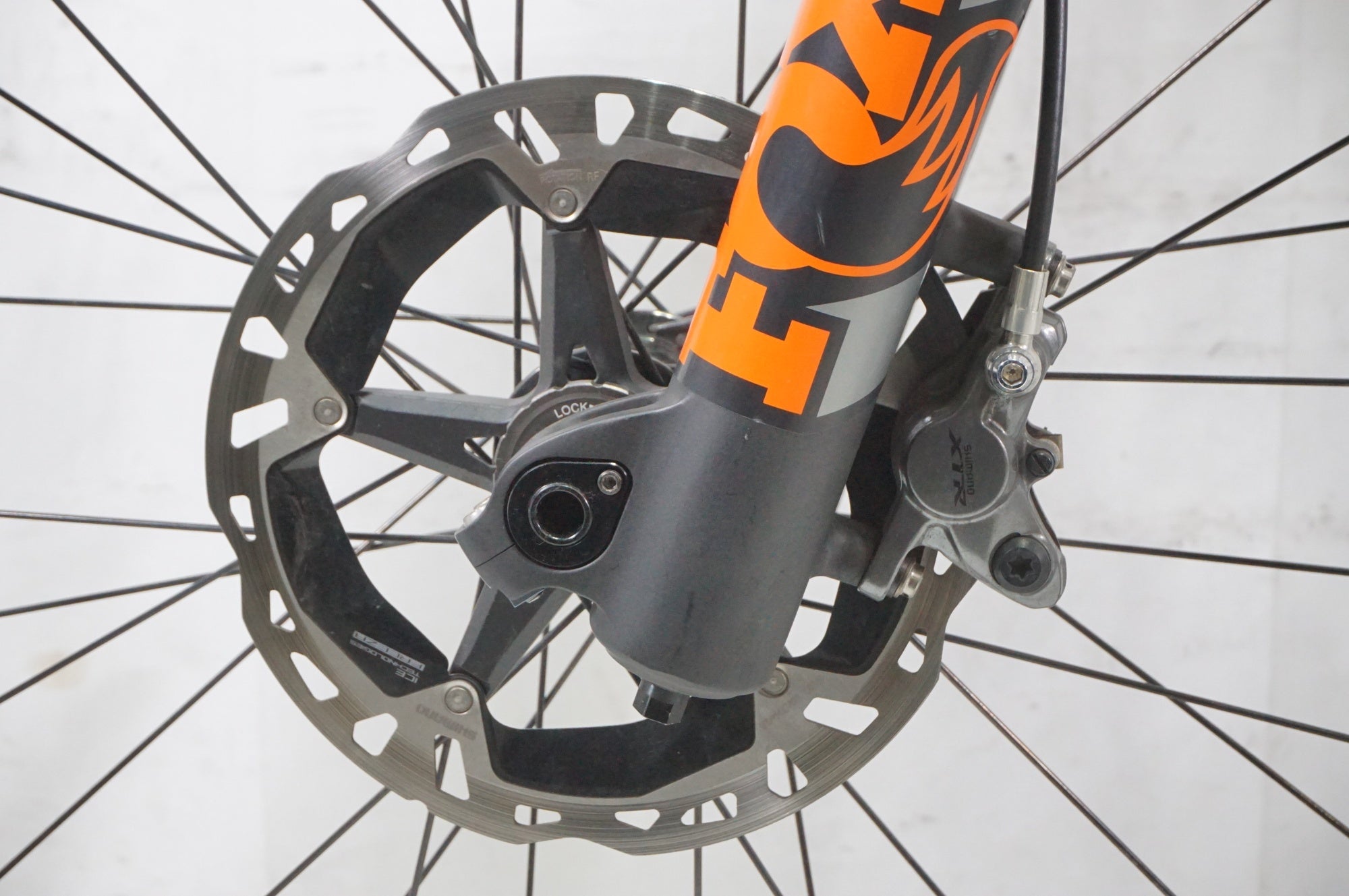 FOCUS 「フォーカス」 RAVEN 1.0 2012年モデル マウンテンバイク