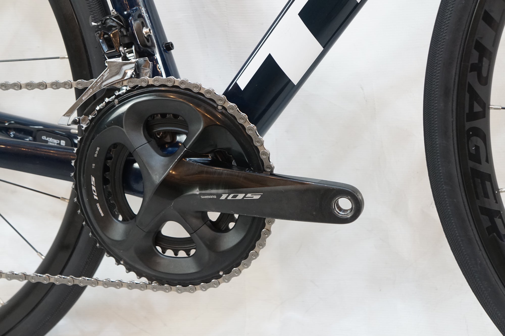 TREK 「トレック」 EMONDA SL5 DISC 2022年モデル ロードバイク