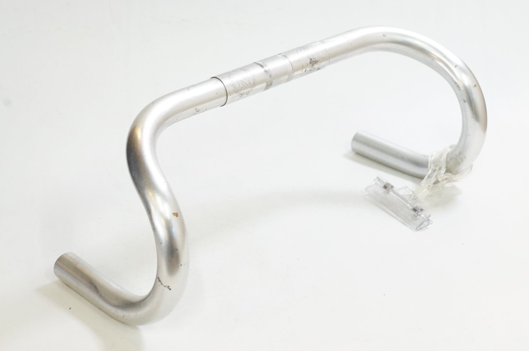 NITTO 「ニットー」 UNIVERSIADE 105 φ25.4 360mm ハンドル / 熊谷本店