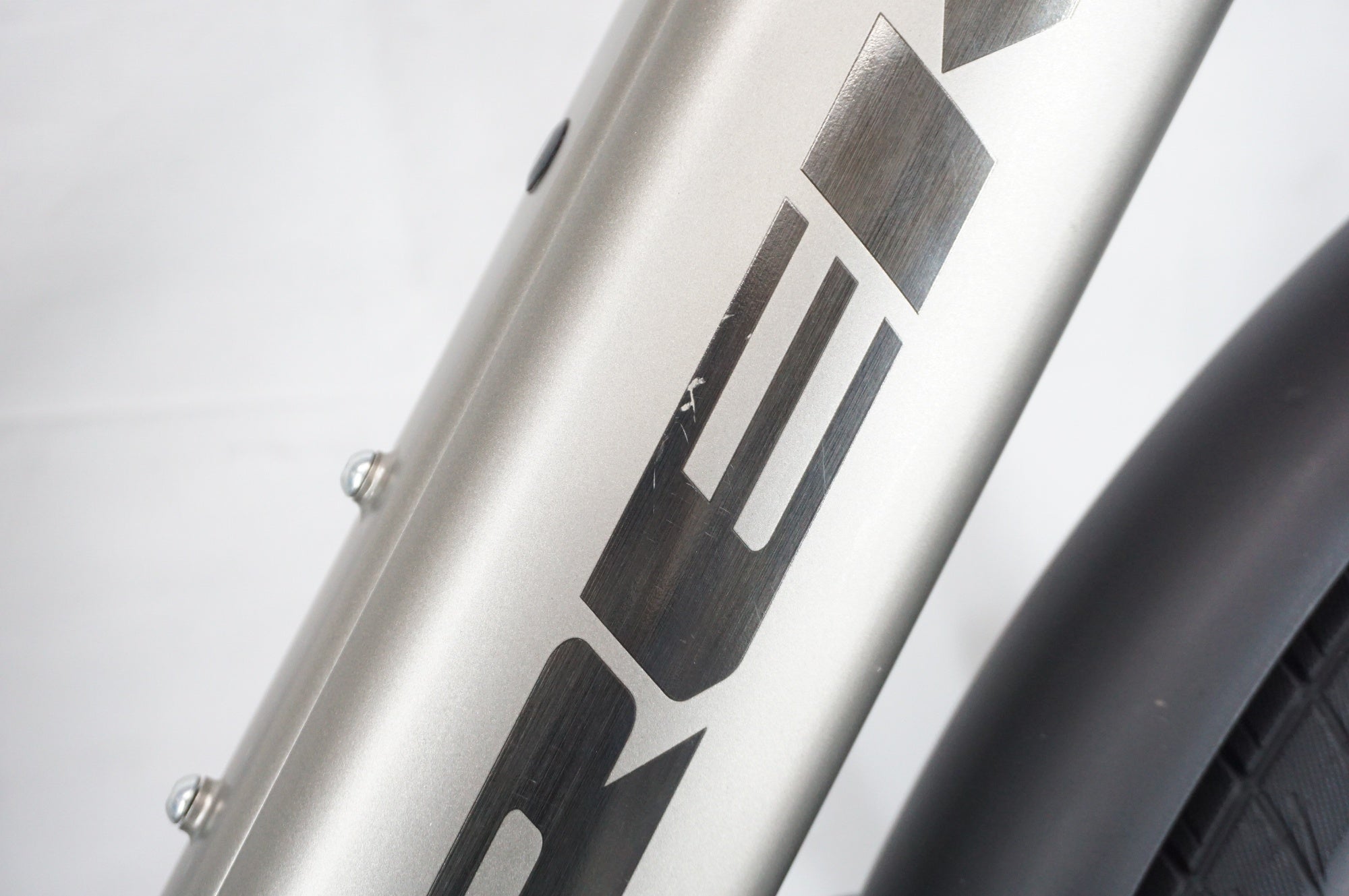 TREK 「トレック」 ALLANT+8 2022年モデル E-BIKE / 阪急塚口店