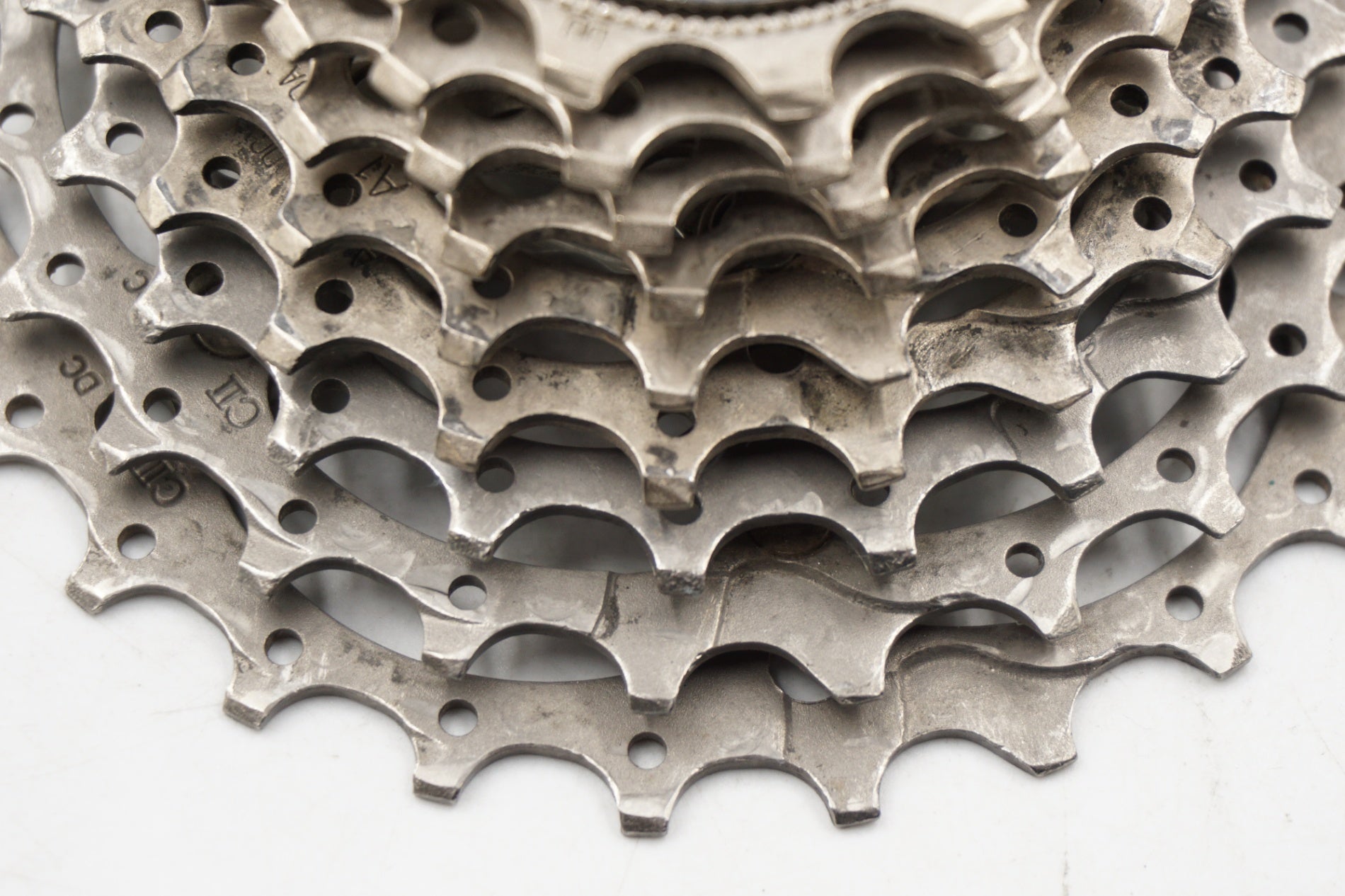 SHIMANO 「シマノ」 DURA-ACE CS-7700 12-27T スプロケット / 奈良店