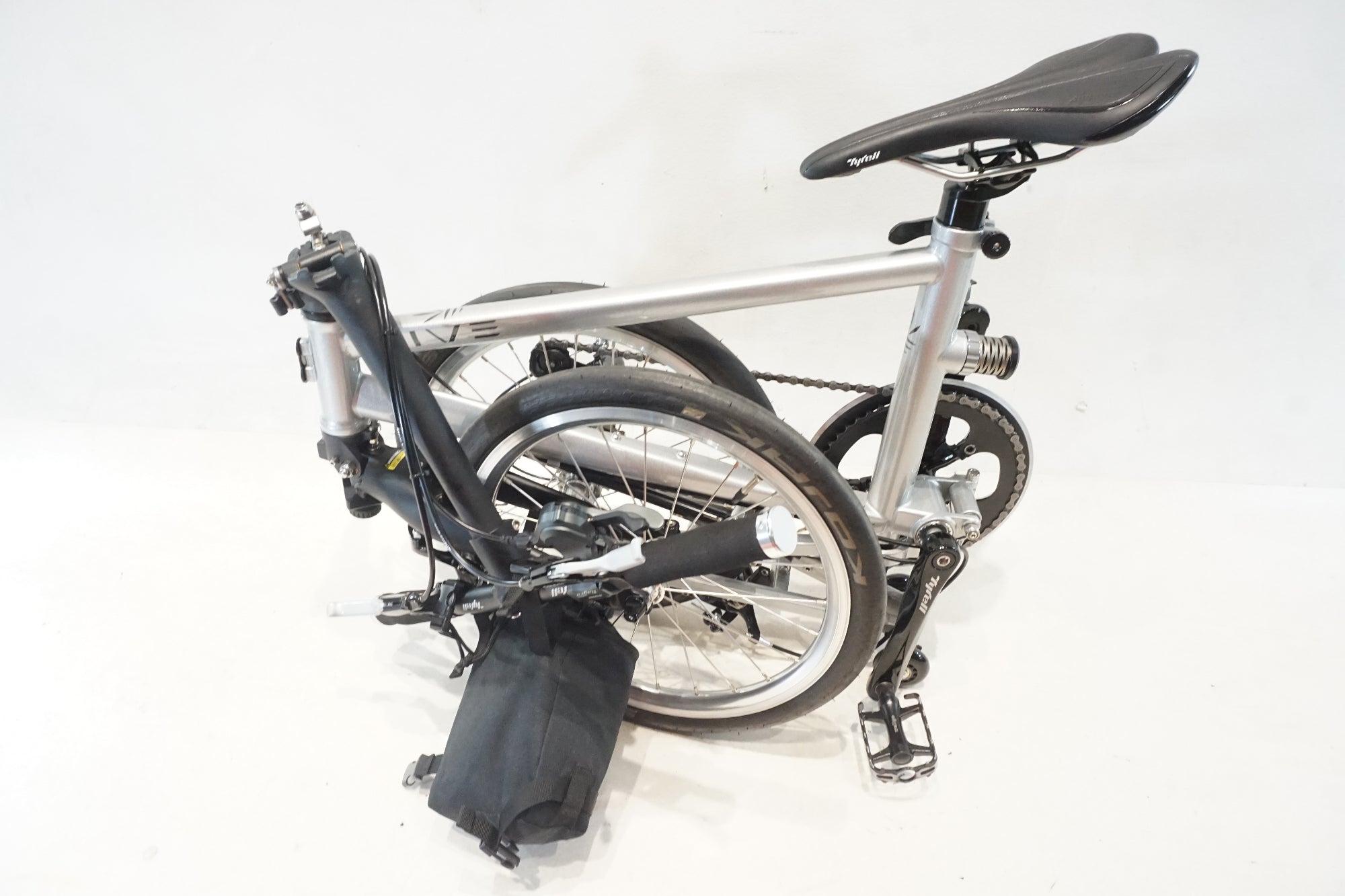 TYRELL 「タイレル」 IVE 2023年モデル 16インチ 折り畳み自転車 / 横浜戸塚店