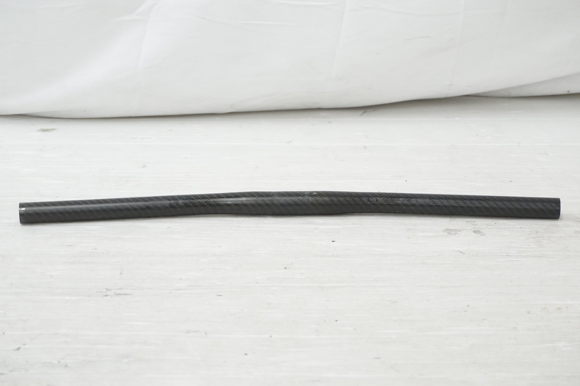 LOUIS GARNEAU 「ルイガノ」 カーボンラップ Φ25.4 562mm ハンドル / 奈良店