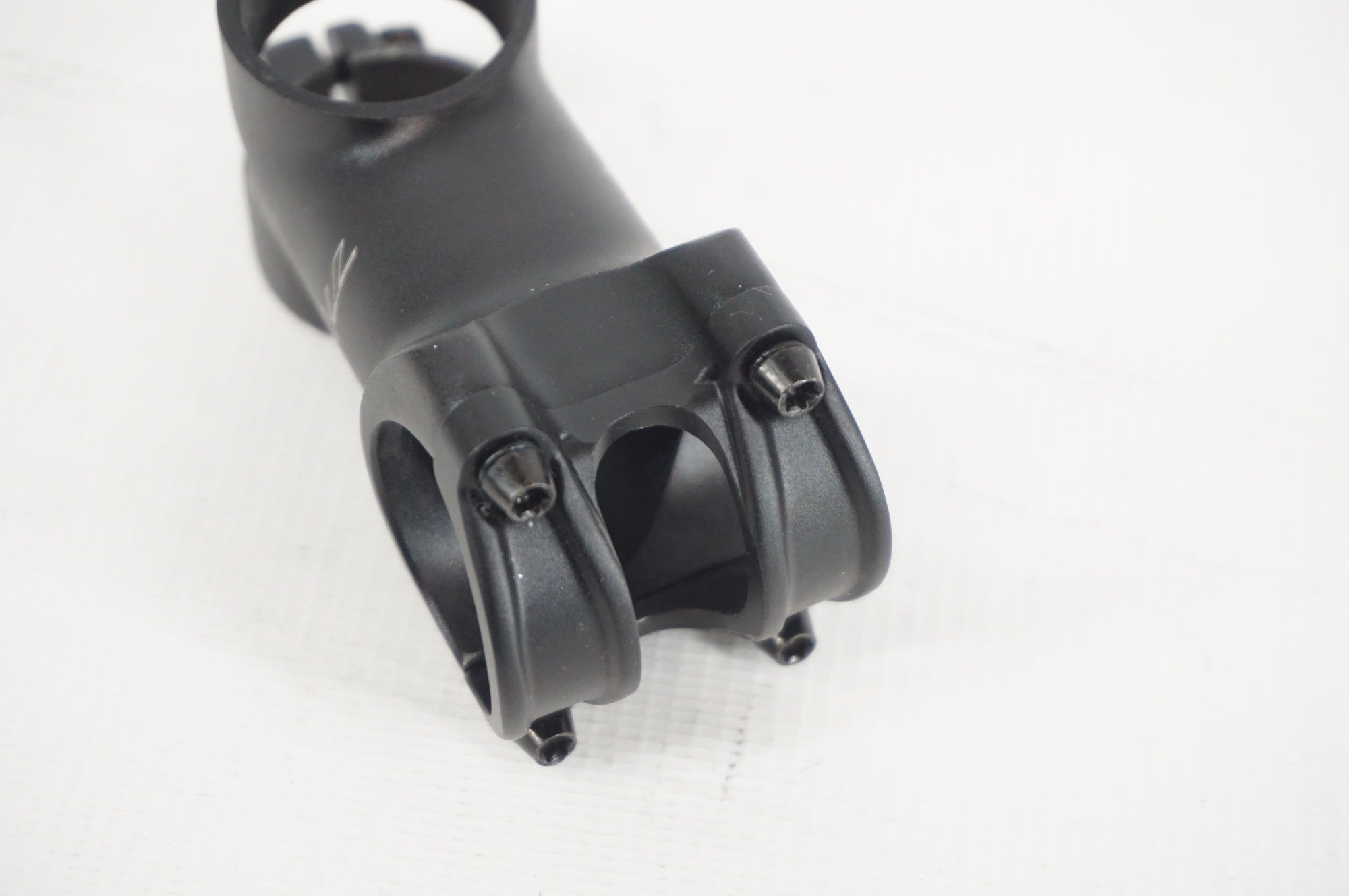 TNI 「ティーエヌアイ」 HELIUM 17 Φ31.8 60mm ステム / 阪急塚口店