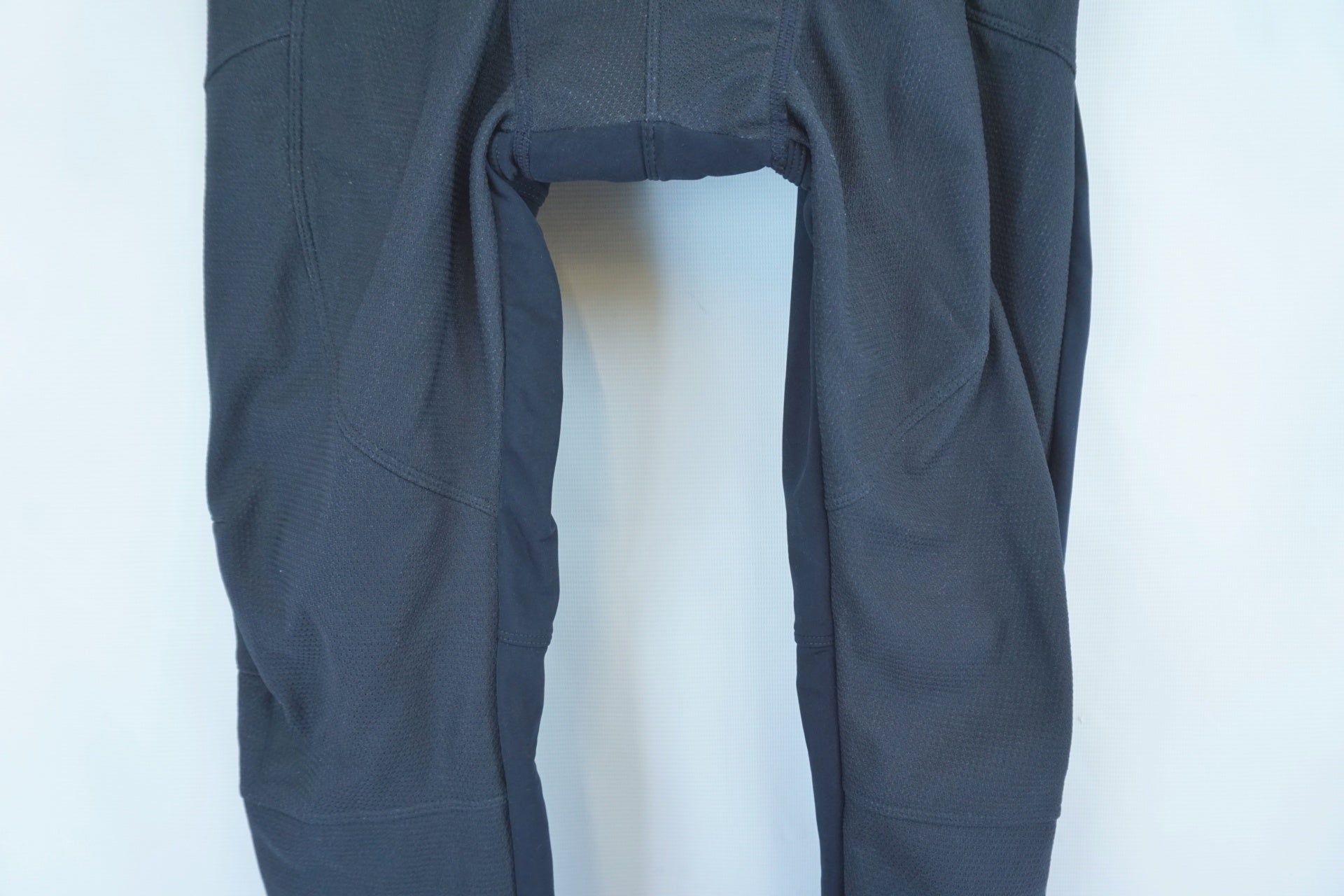 APT 「エーピーティー」 ウインドブレーク Mサイズ サイクルタイツ / 有明ガーデン店