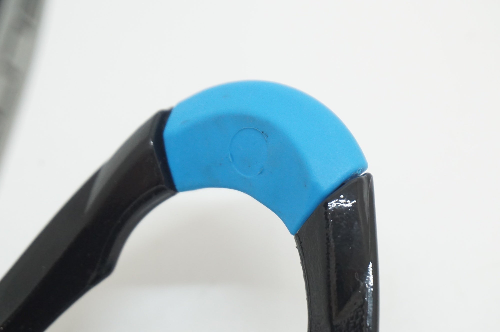 ELITE 「エリート」 CANIBAL ボトルケージセット / 福岡店