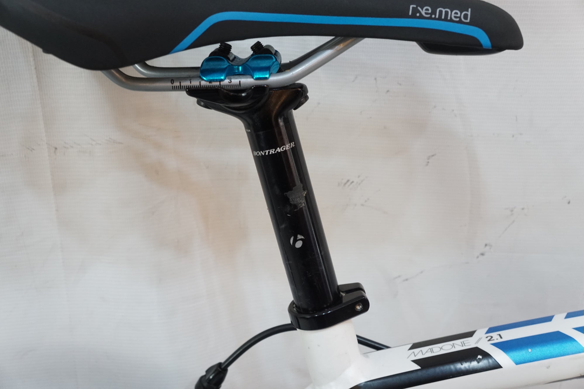 TREK 「トレック」 MADONE2.1 2014年モデル ロードバイク / バイチャリ