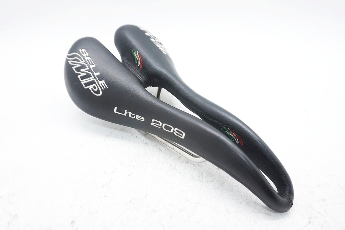 SELLE SMP 「セライタリア」 LITE209 サドル / 大阪門真店