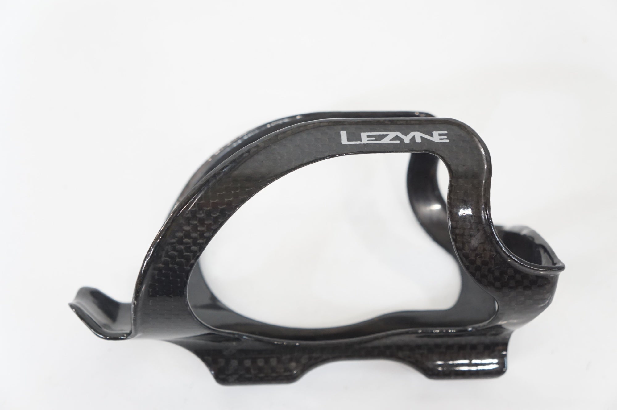 LEZYNE 「レザイン」 ROAD DRIVE CARBON CAGE ボトルケージ / 大宮店