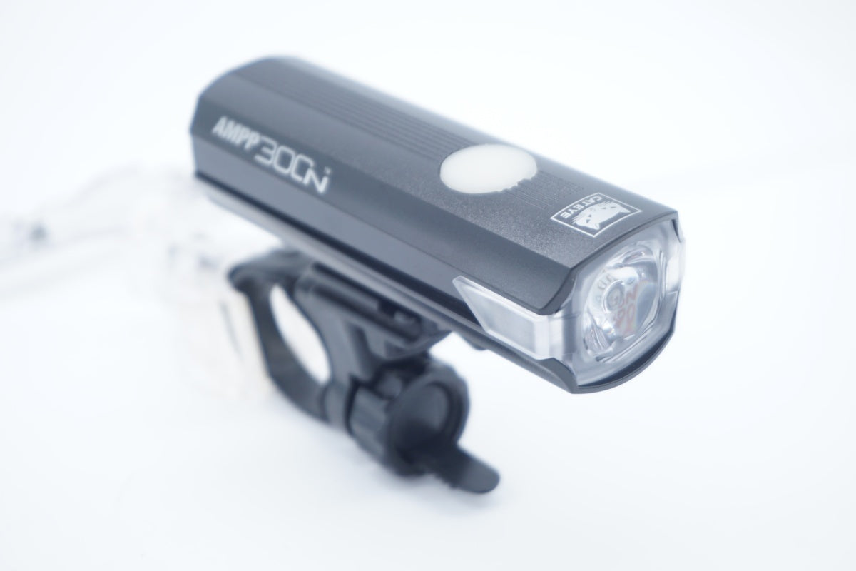 CATEYE 「キャットアイ」 AMPP300 HL-EL083NRC フロントライト / 滋賀大津店