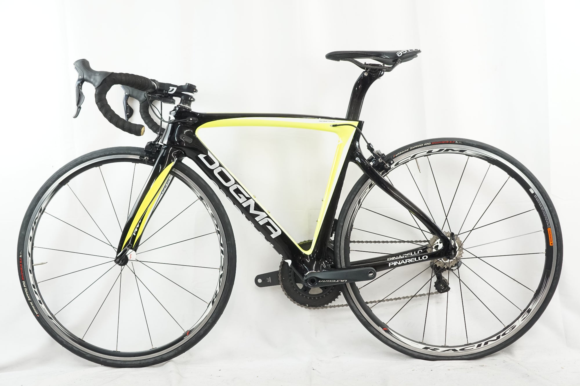 PINARELLO 「ピナレロ」 DOGMA F8 2015年モデル ロードバイク / バイチャリ浦和ベース