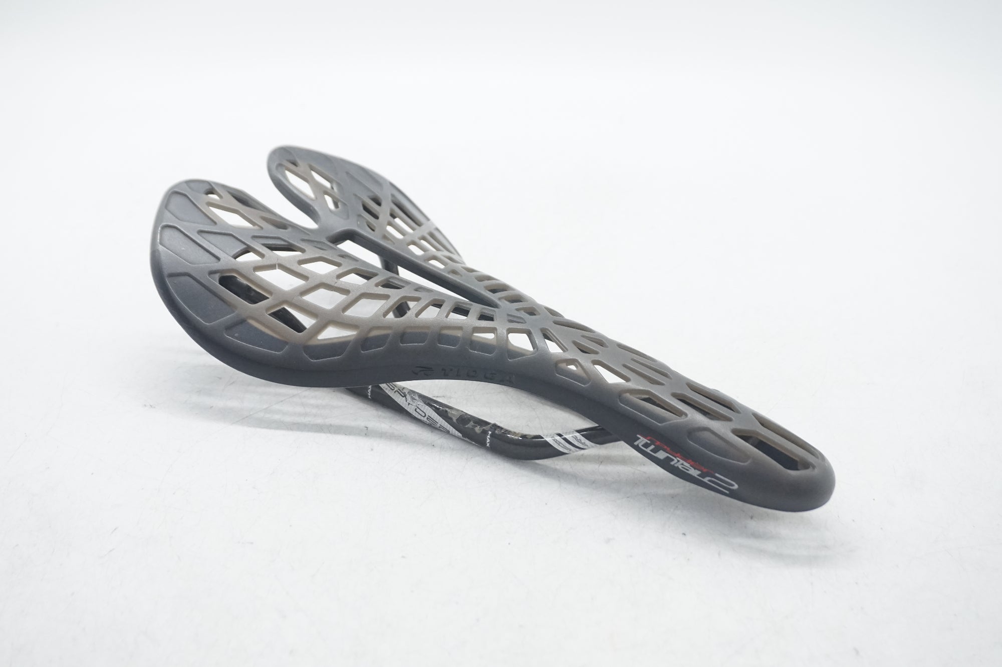 TIOGA 「タイオガ」 SPYDER TWINTAIL2 サドル