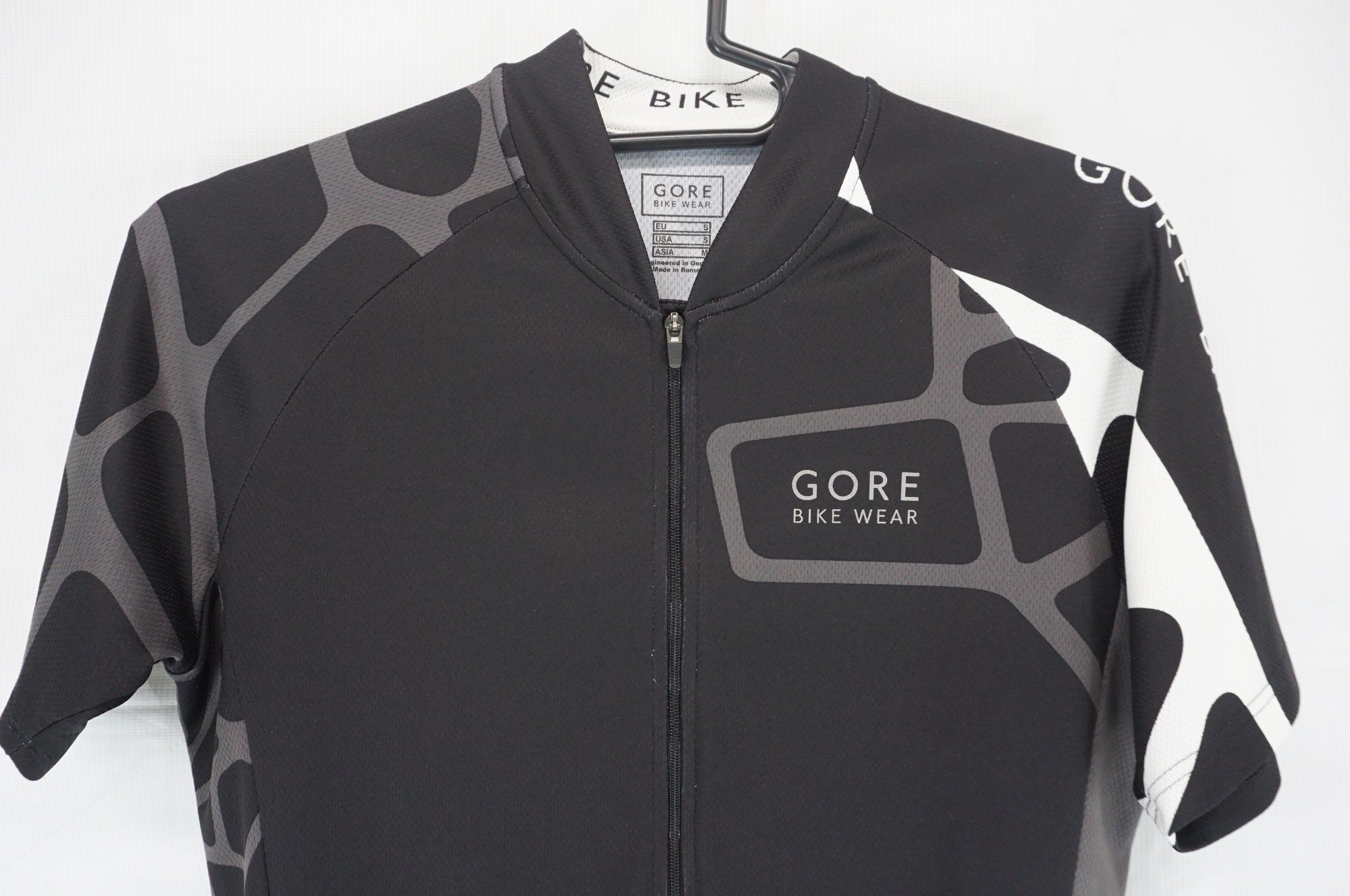 GORE WEAR 「ゴアウェア」 Mサイズ ジャージ / 阪急塚口店