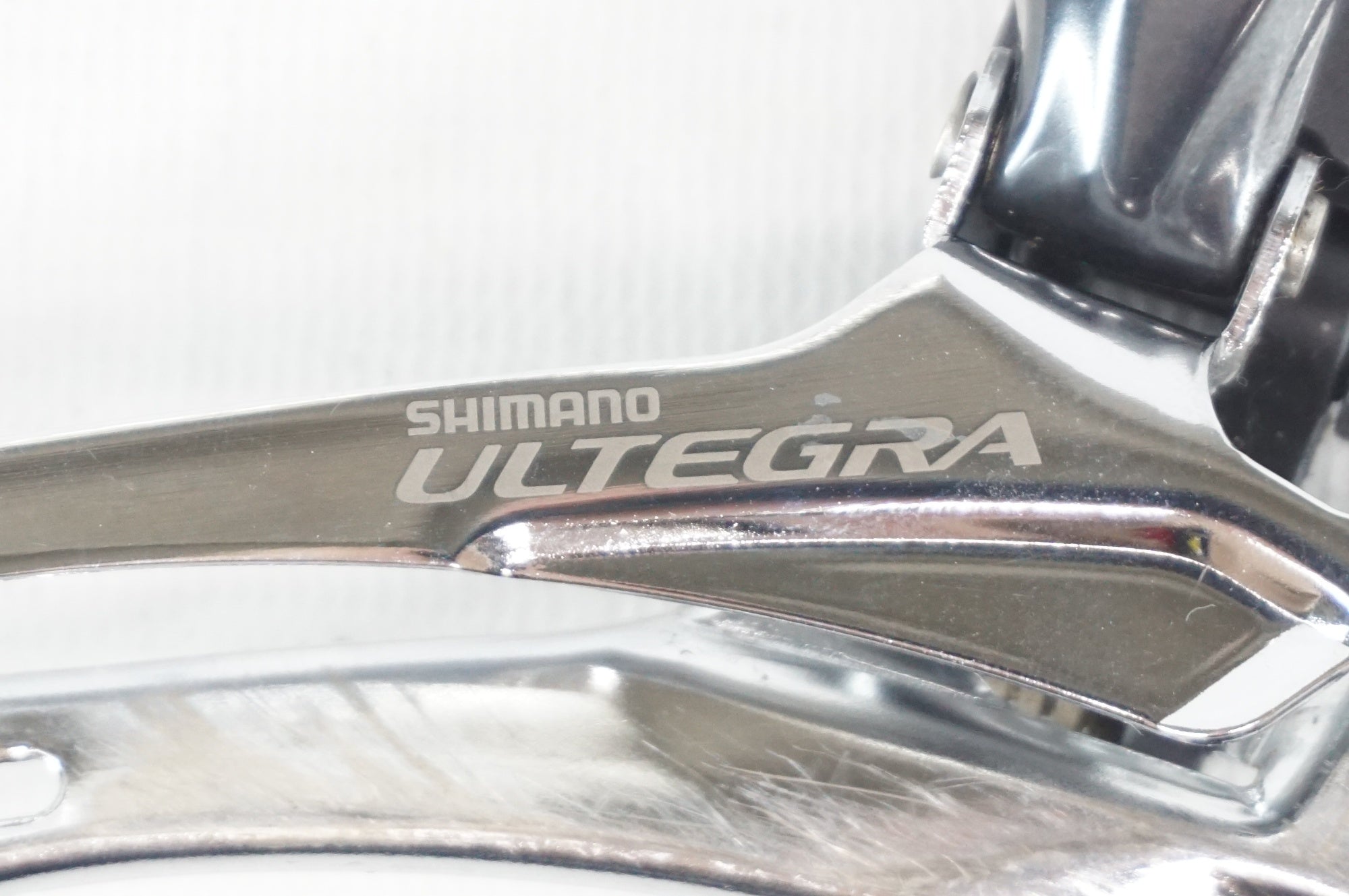 SHIMANO 「シマノ」 ULTEGRA FD-6700 フロントディレイラー / 阪急塚口店