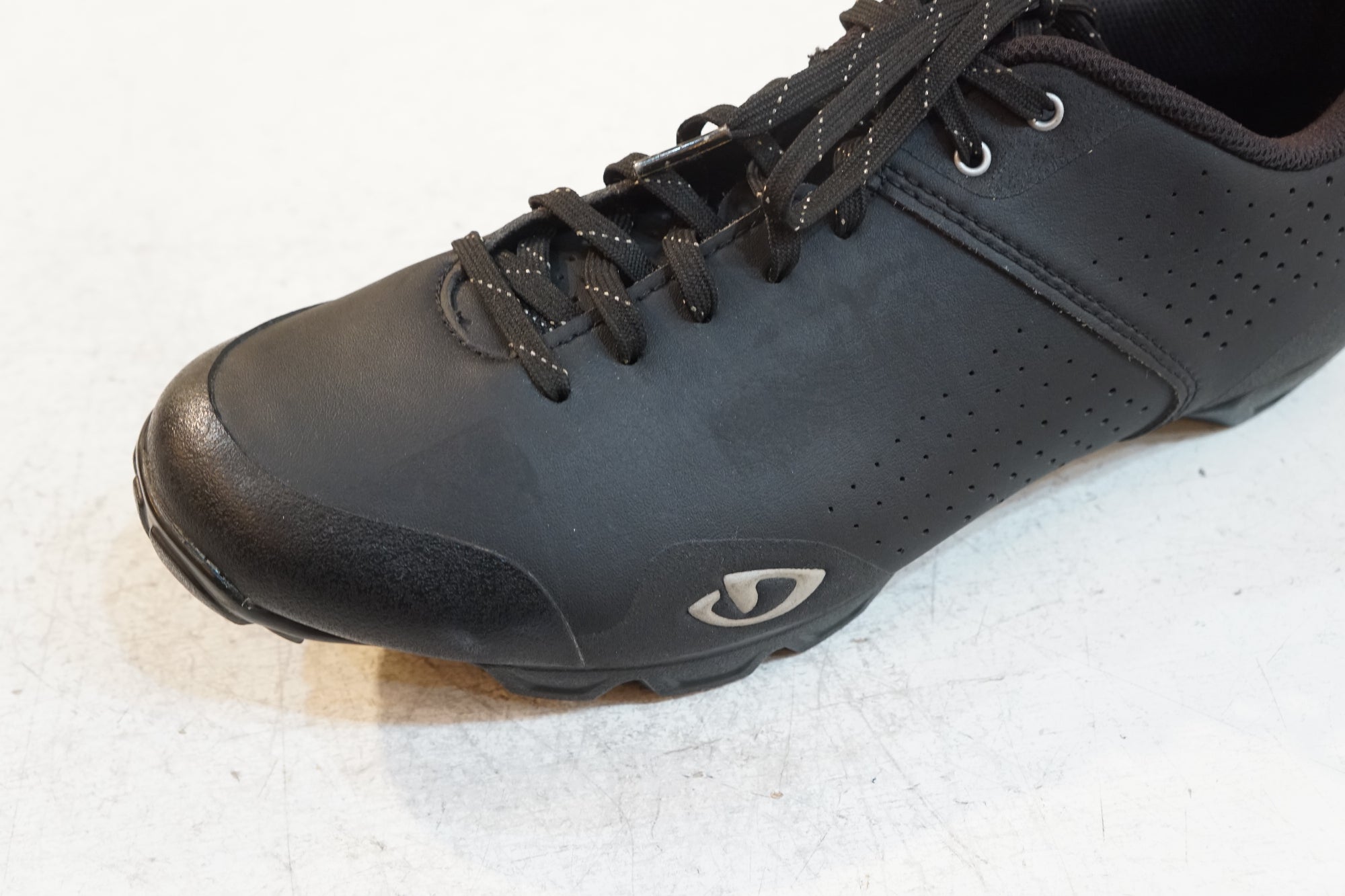 GIRO 「ジロ」 PRIVATEER LACE 43 シューズ / バイチャリ浦和ベース