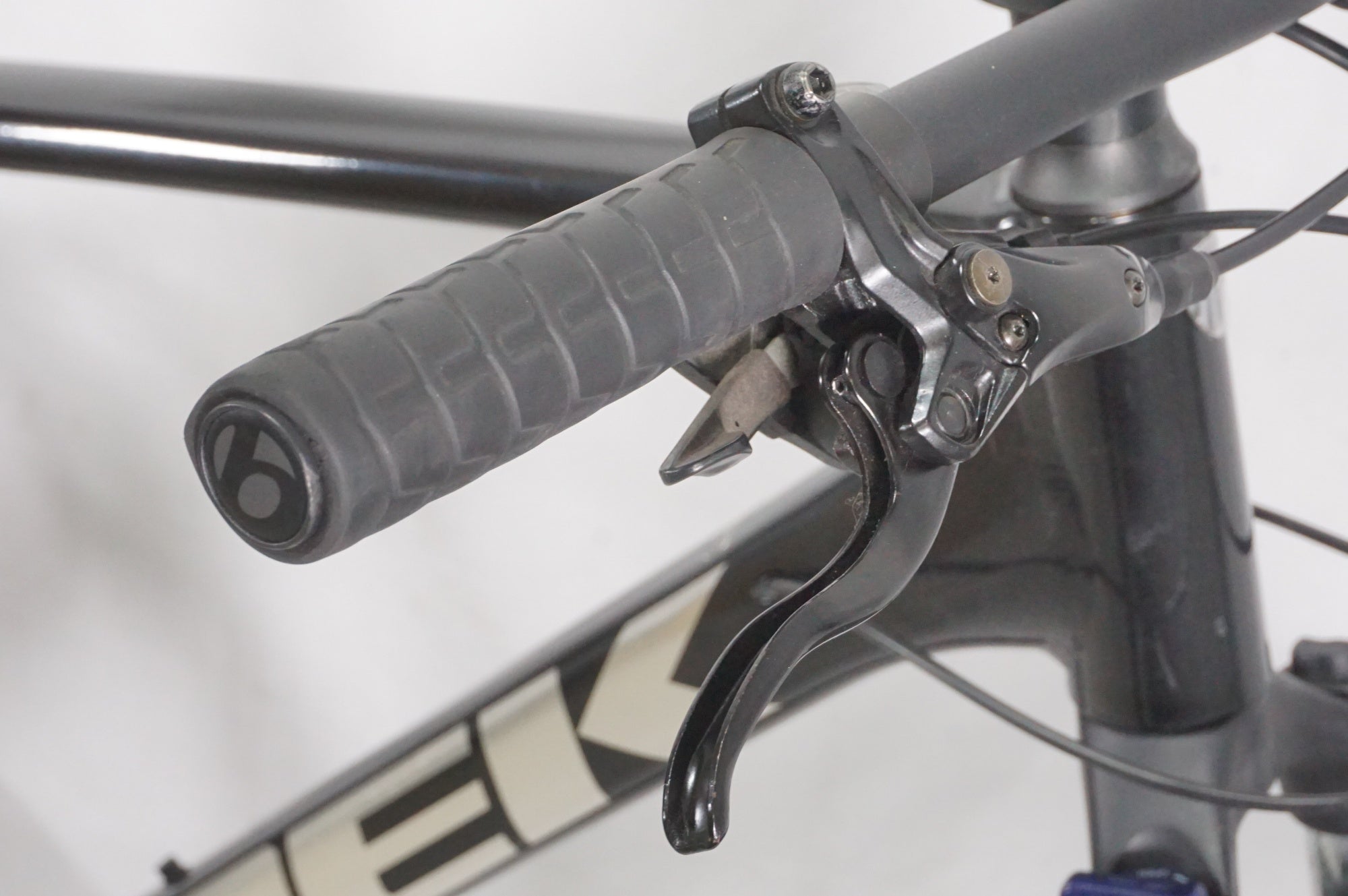 TREK 「トレック」 DUAL SPORT2 2022年モデル クロスバイク / AKIBA店