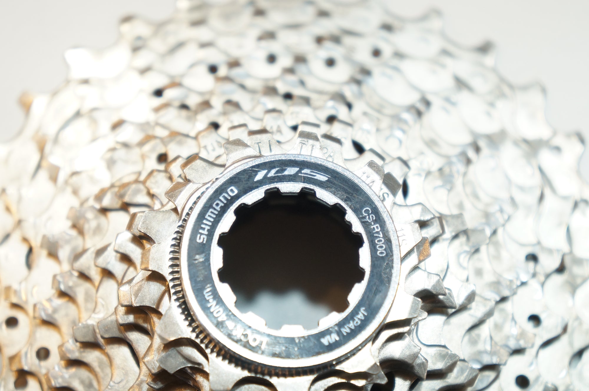 SHIMANO 「シマノ」 105 CS-R7000 11-32T スプロケット / バイチャリ