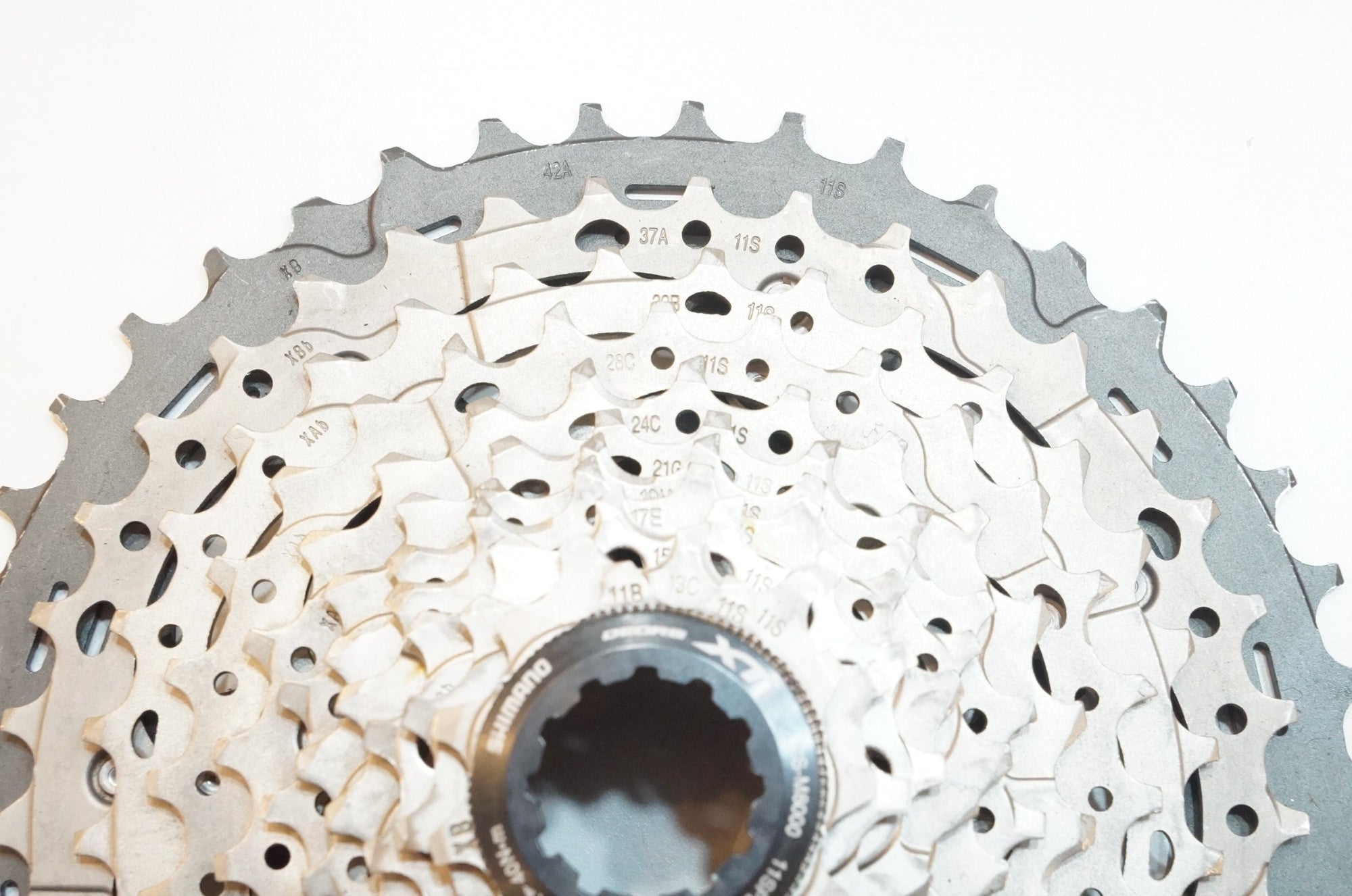 SHIMANO 「シマノ」 DEORE XT CS-M8000 11-42T 11S スプロケット
