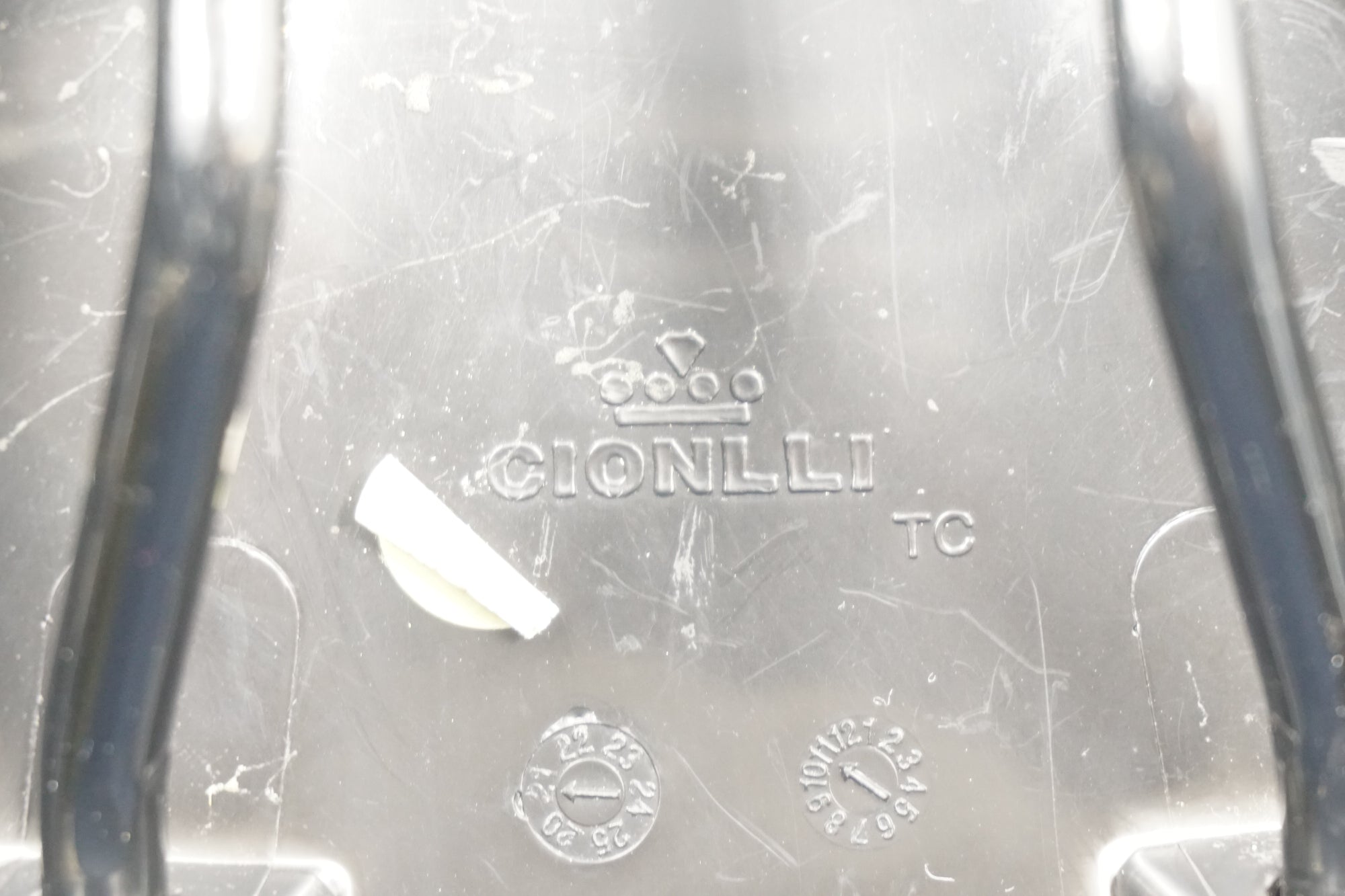 CIONLLI 「シャンリー」 サドル / 奈良店