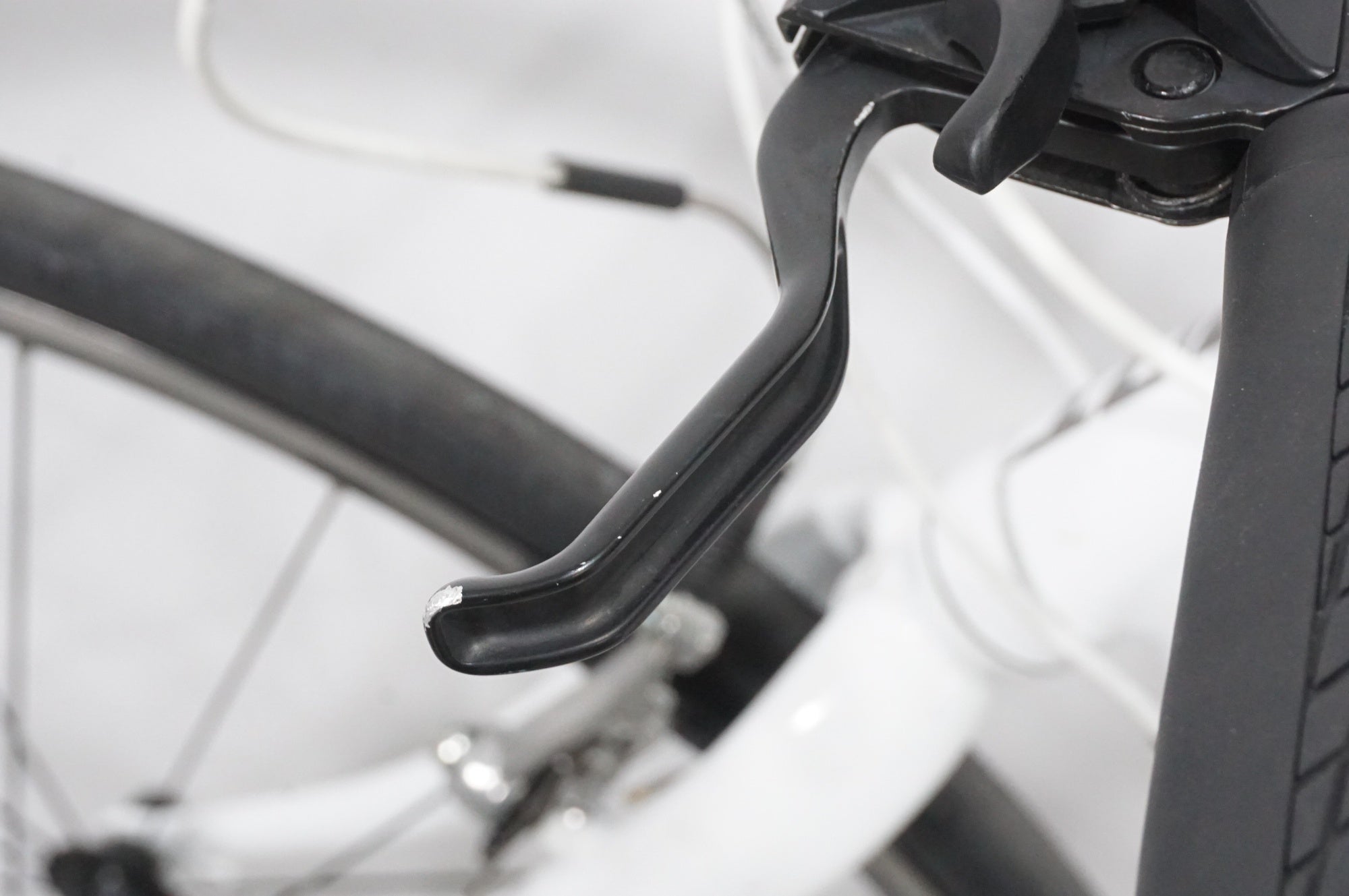 GIANT 「ジャイアント」 ESCAPE R3 2021年モデル クロスバイク / AKIBA店