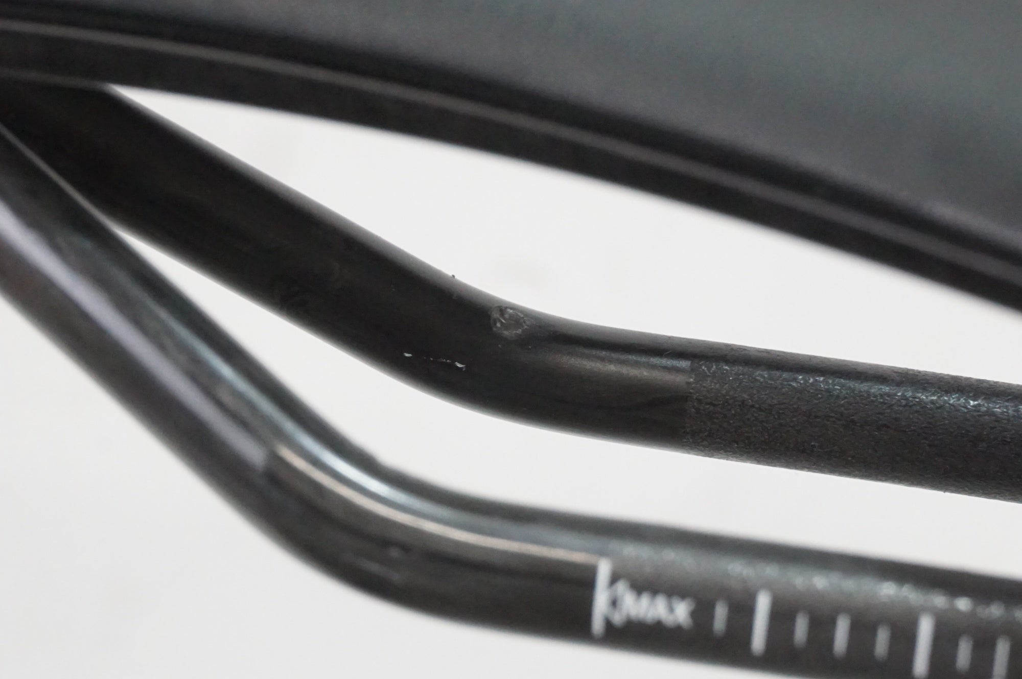 SHIMANO 「シマノ」 PRO TURNIX CARBON 142mm サドル / 大宮店