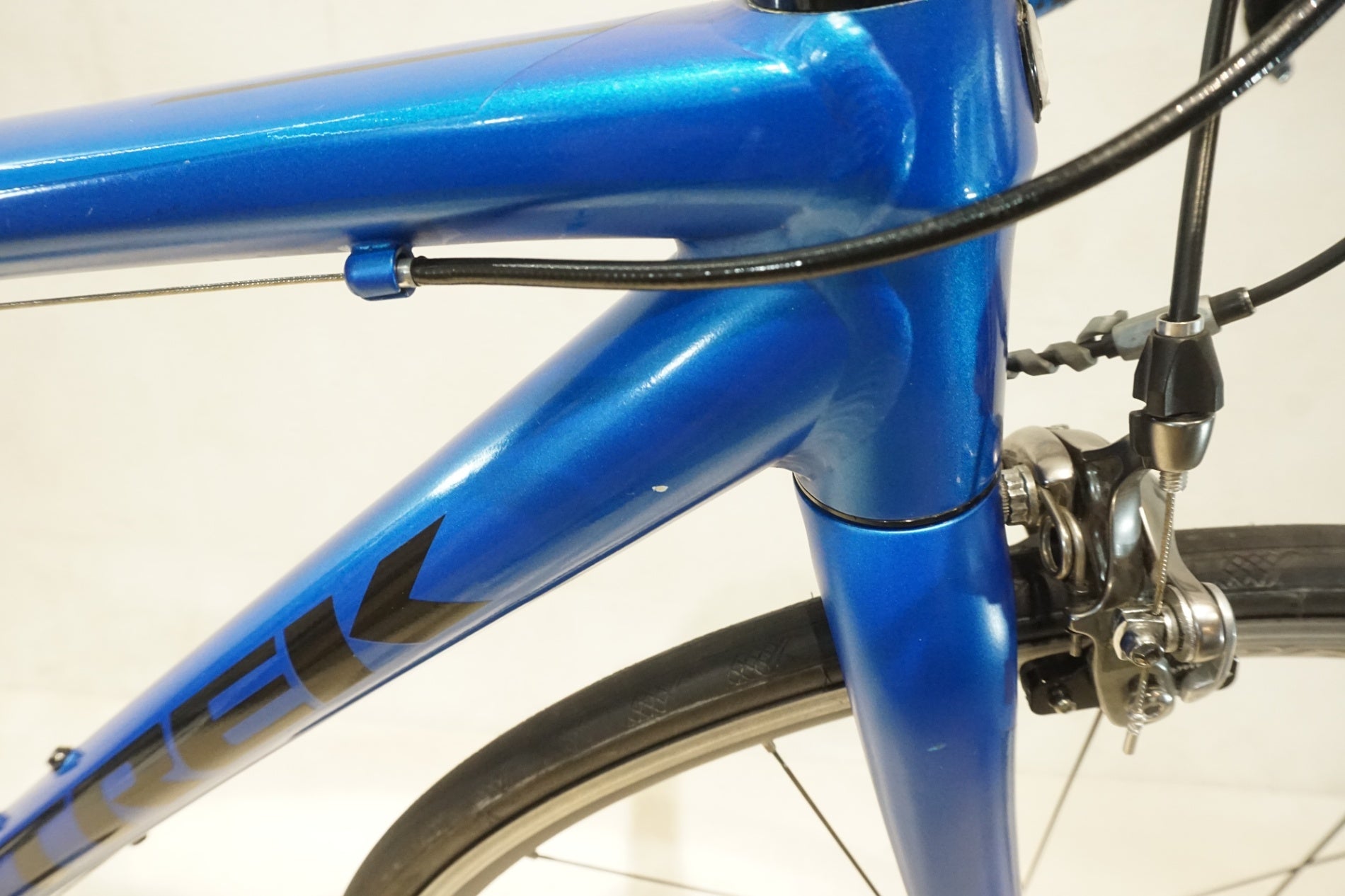 TREK 「トレック」 DOMANE AL 2 2021年モデル ロードバイク / 横浜戸塚店