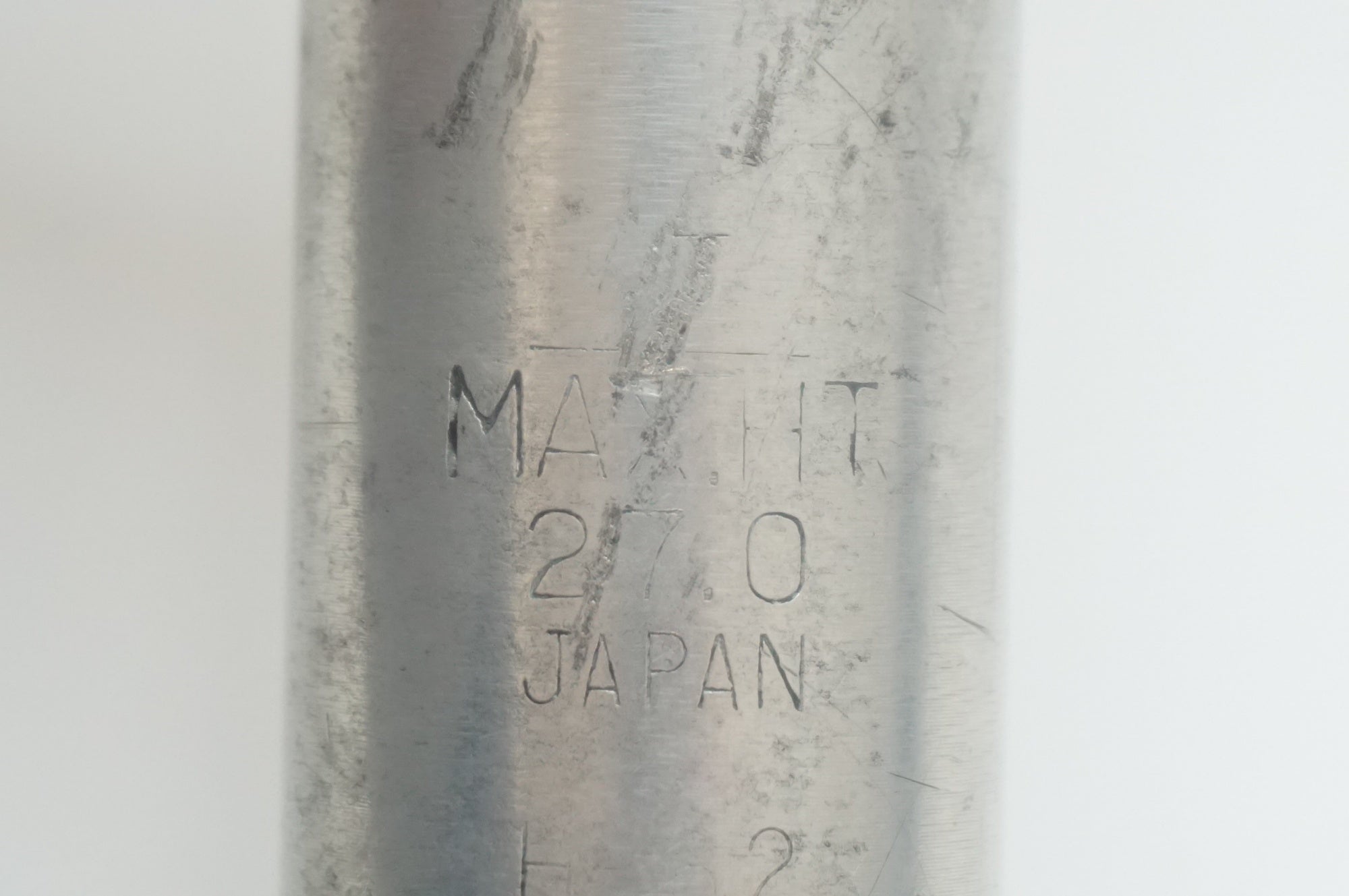 SAKAE 「サカエ」 MTE100 φ27.0 200mm シートポスト / 福岡店