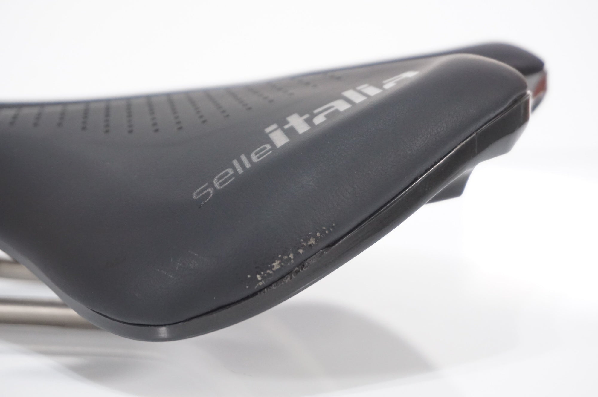 SELLE ITALIA 「セライタリア」 MAX NOVUS BOOST EVO Ti316 SUPERFLOW サドル / AKIBA店