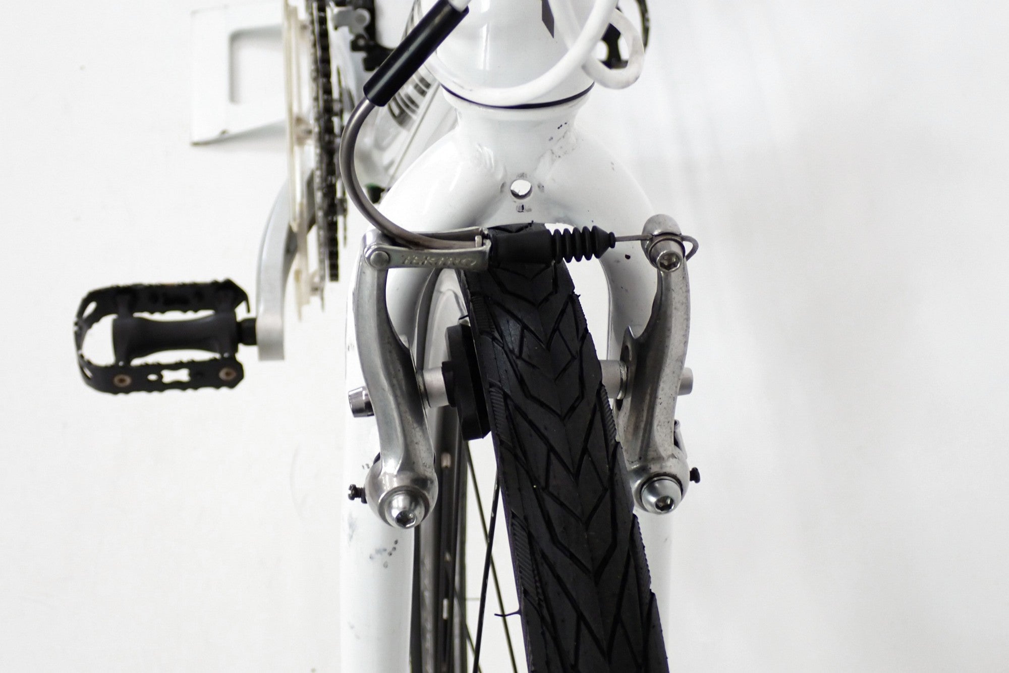 GIANT 「ジャイアント」 ESCAPE R3 2022年モデル クロスバイク