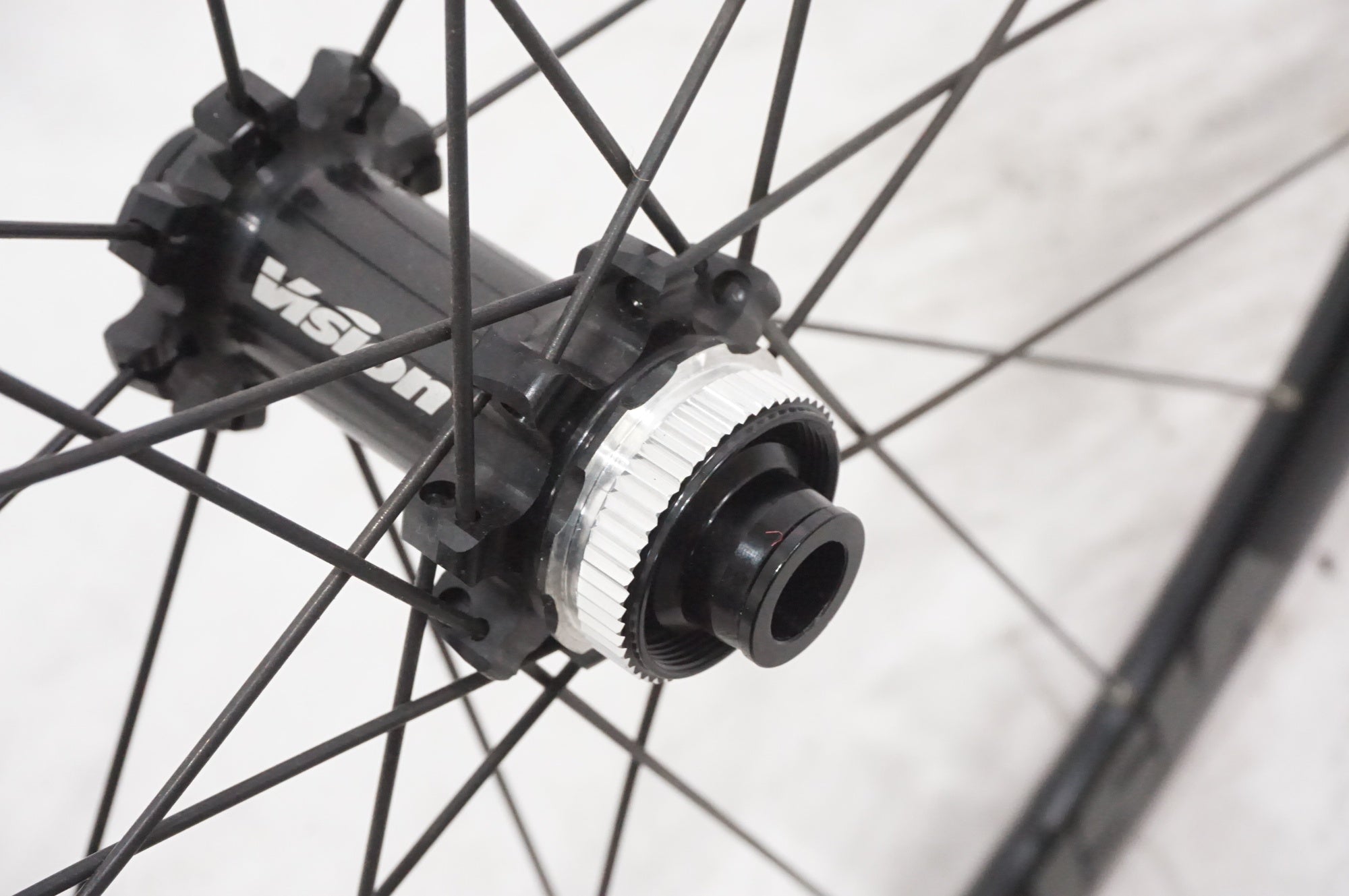 VISION 「ヴィジョン」 TEAM 30 DISC シマノ11速 ホイールセット / AKIBA店