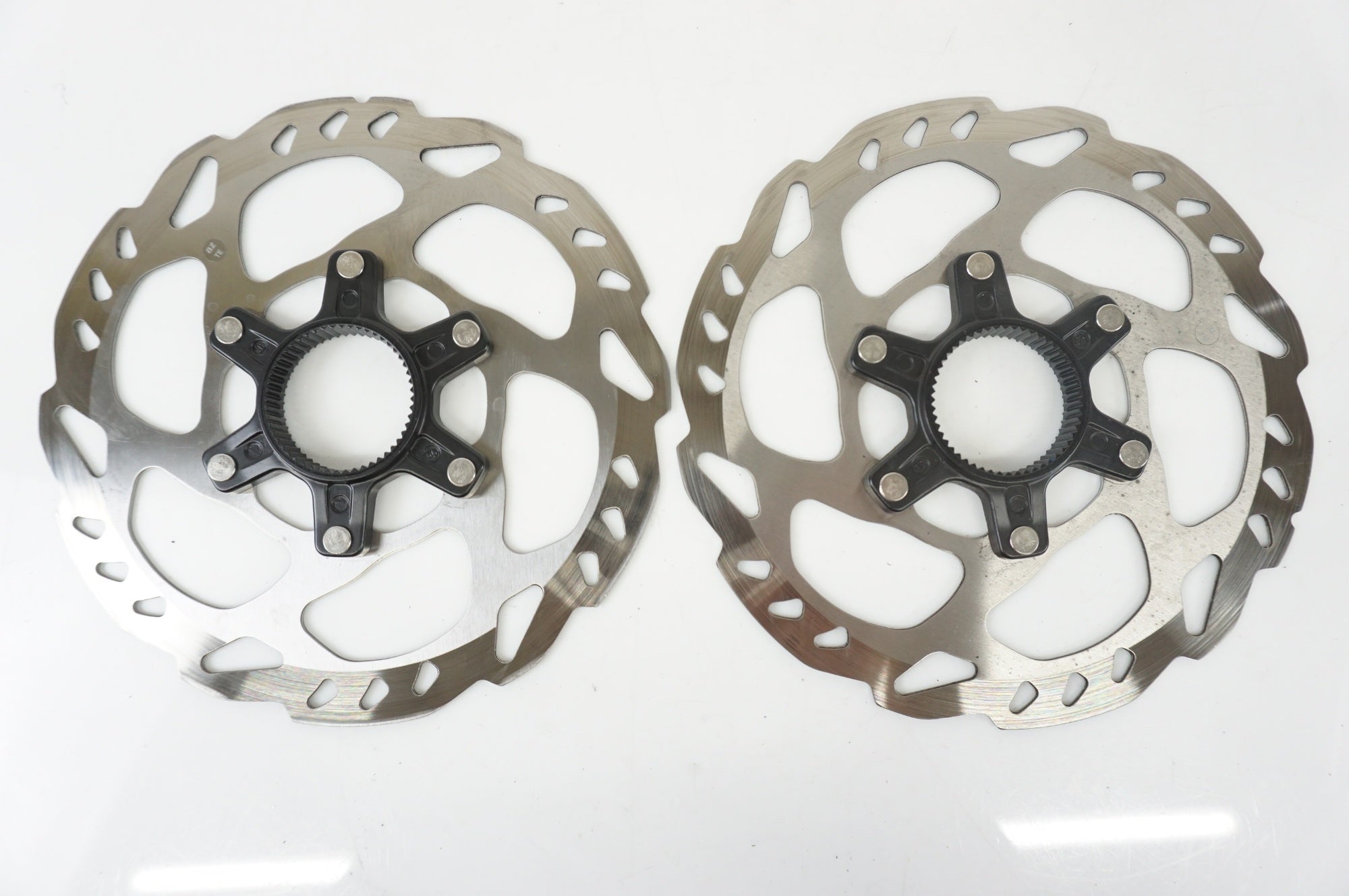 SHIMANO 「シマノ」 SM-RT70-S ブレーキローター / 大宮店