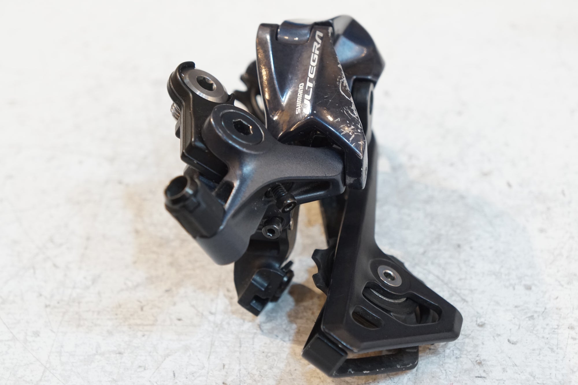 SHIMANO 「シマノ」 ULTEGRA RD-R8000 リアディレイラー / バイチャリ浦和ベース