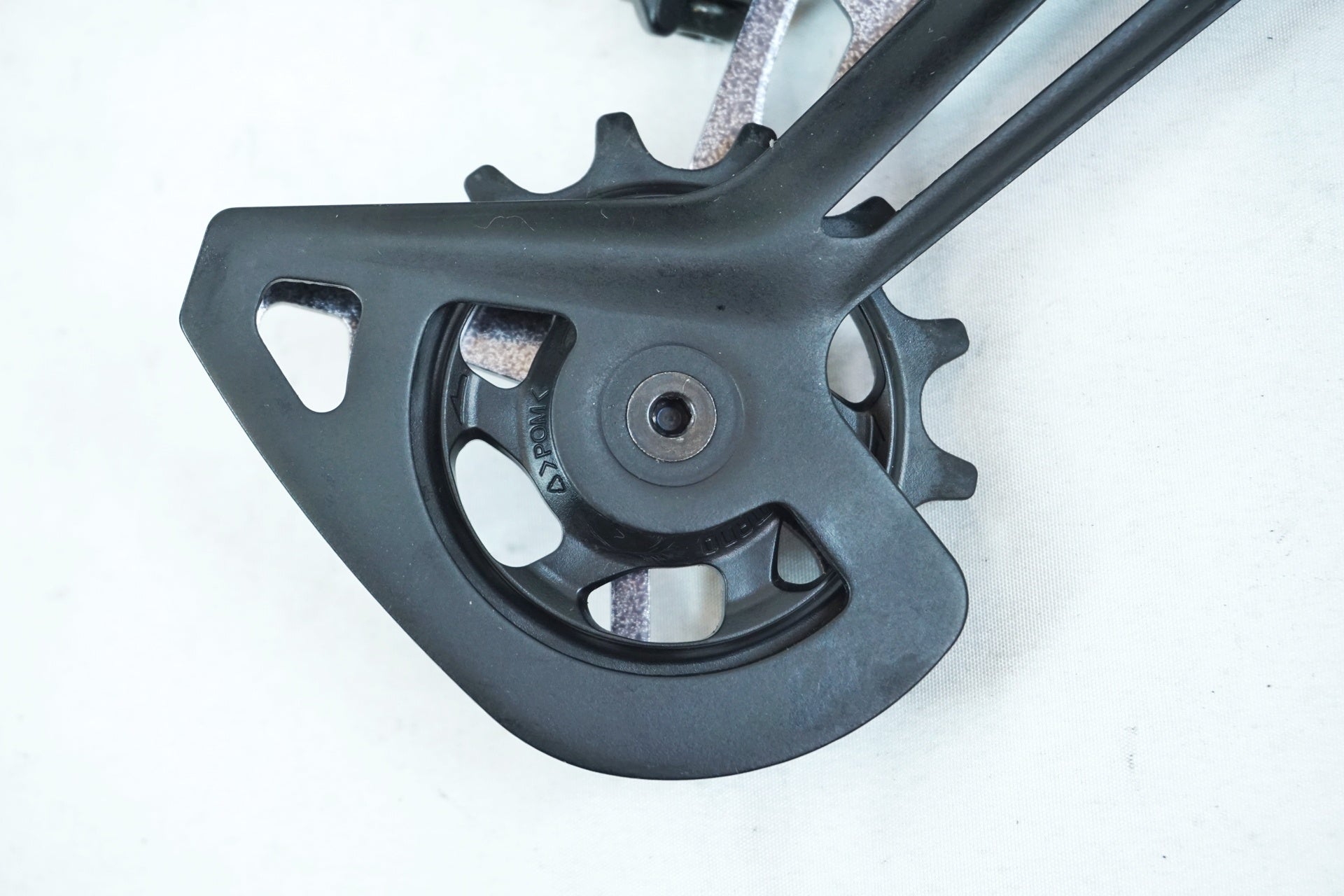 SHIMANO 「シマノ」 DEORE XT RD-M8100 リアディレイラー / 有明