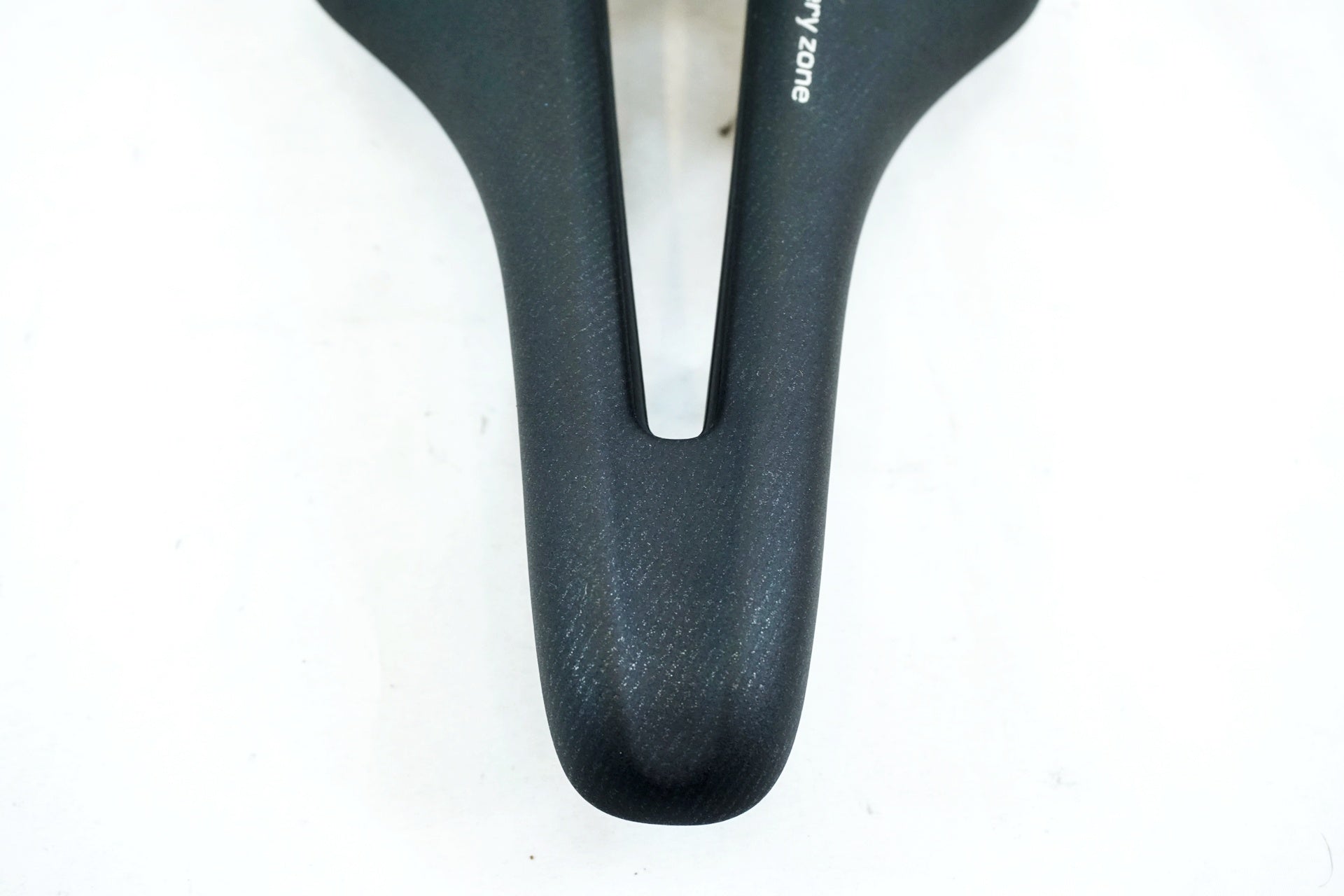 SELLE ROYAL 「セライタリア」 R.e.med 3 サドル / 有明ガーデン店