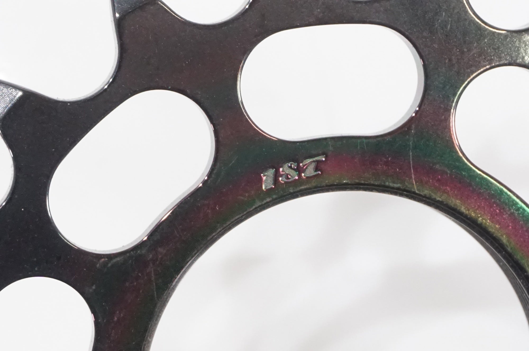 NOVACORONA 「ノバコローナ」 チタン 18T コグ / AKIBA店