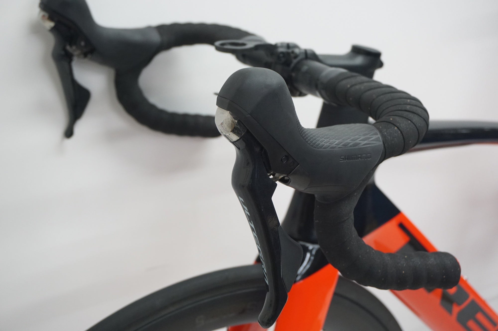 TREK 「トレック」 MADONE SL6 DISC 2020-2021年モデル ロードバイク / 福岡店
