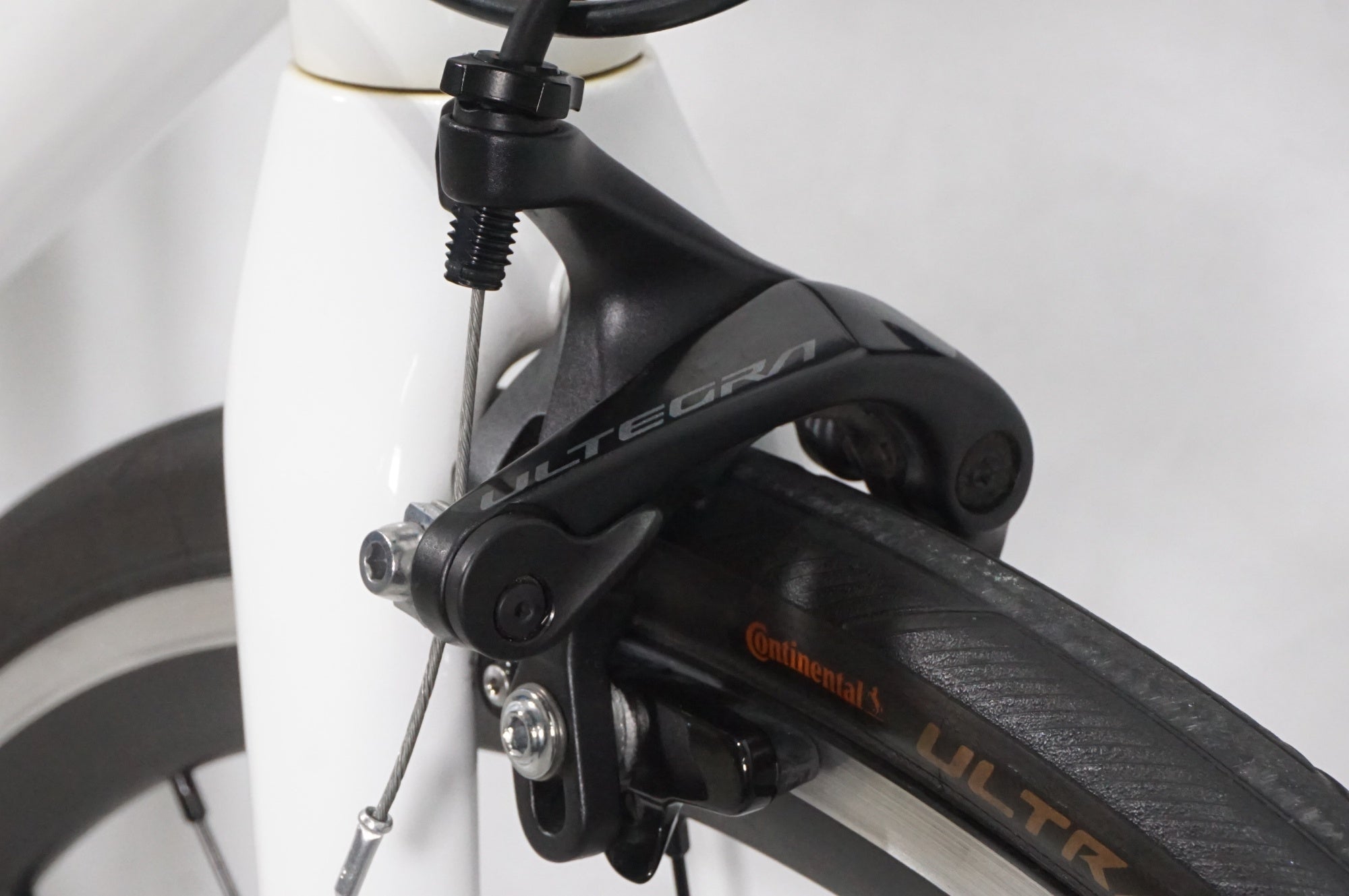 FELT 「フェルト」 FR30 2020年モデル ロードバイク / AKIBA店