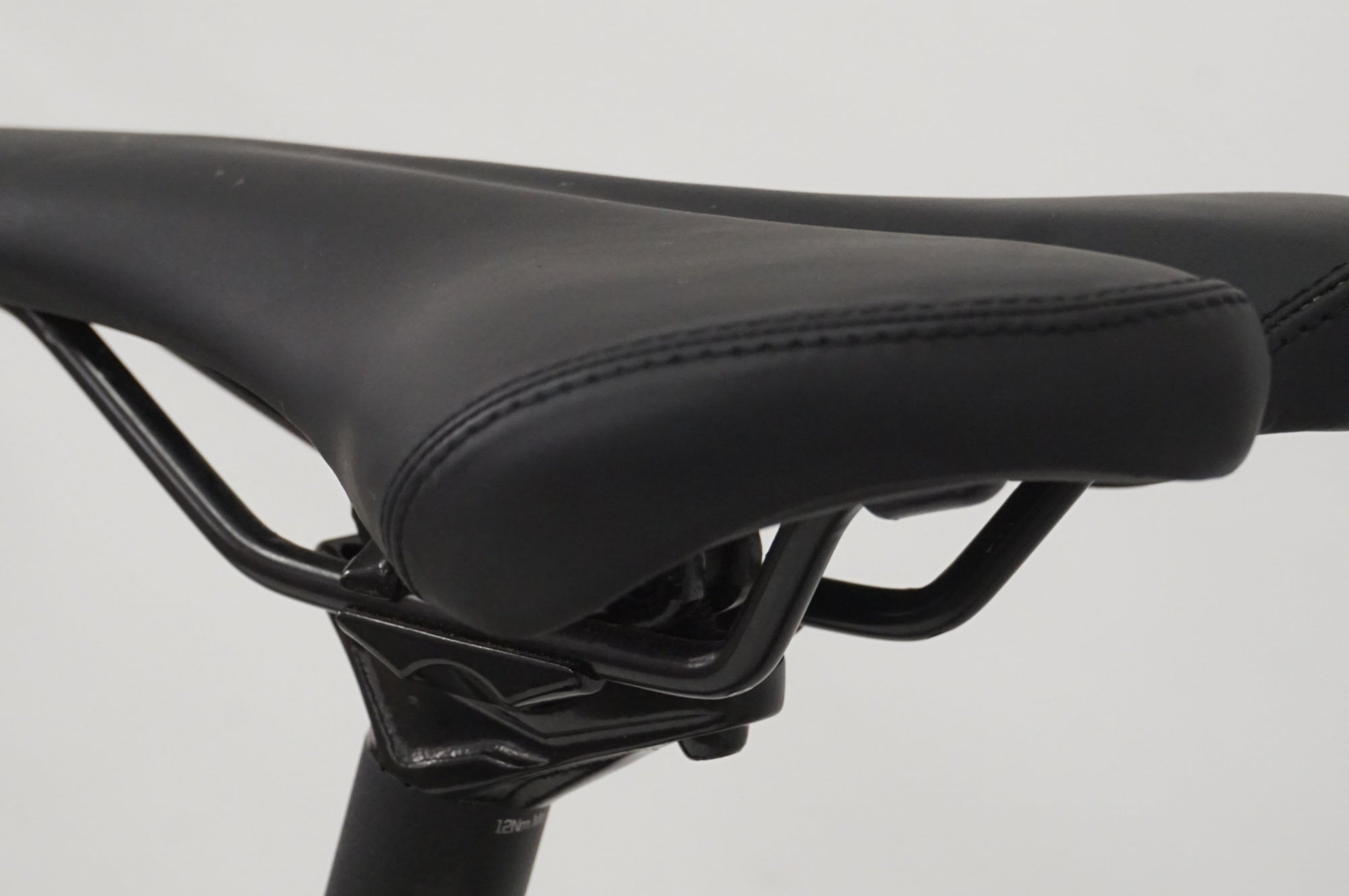 TREK  「トレック」 FX SPORT4 CARBON 2022-2024年モデル クロスバイク / 浜松店